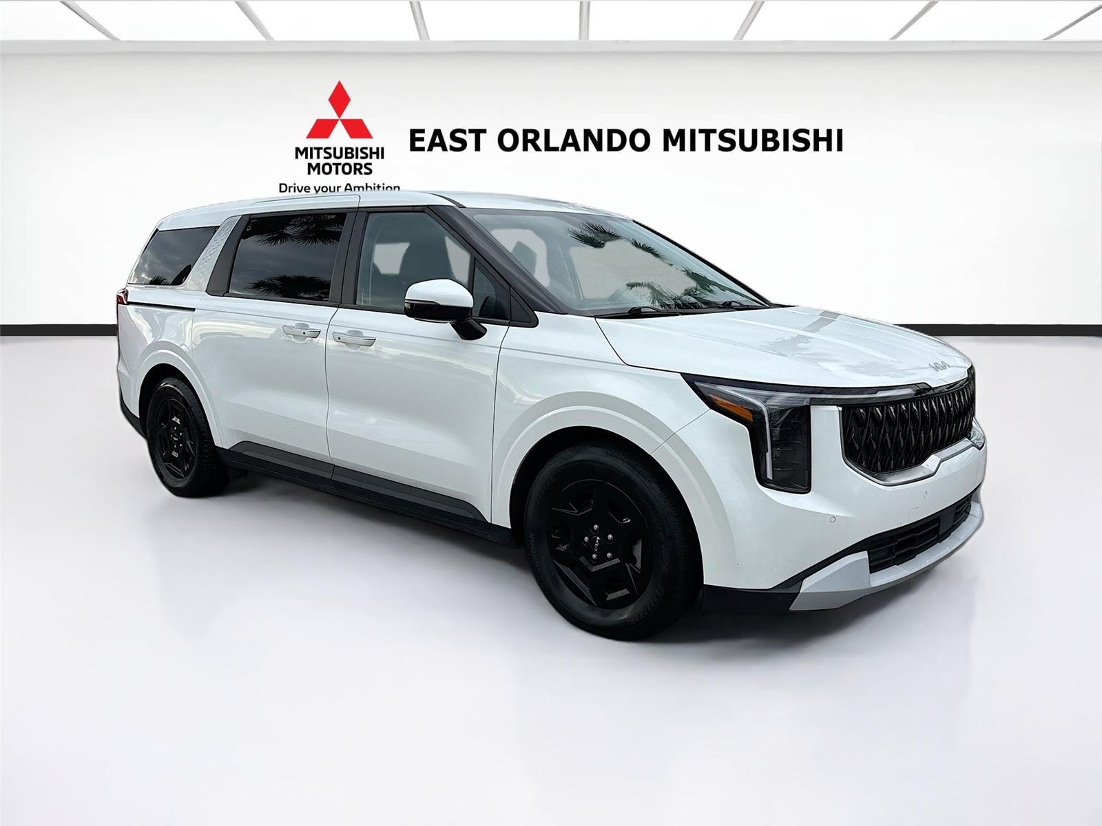 2025 Kia Carnival LXS