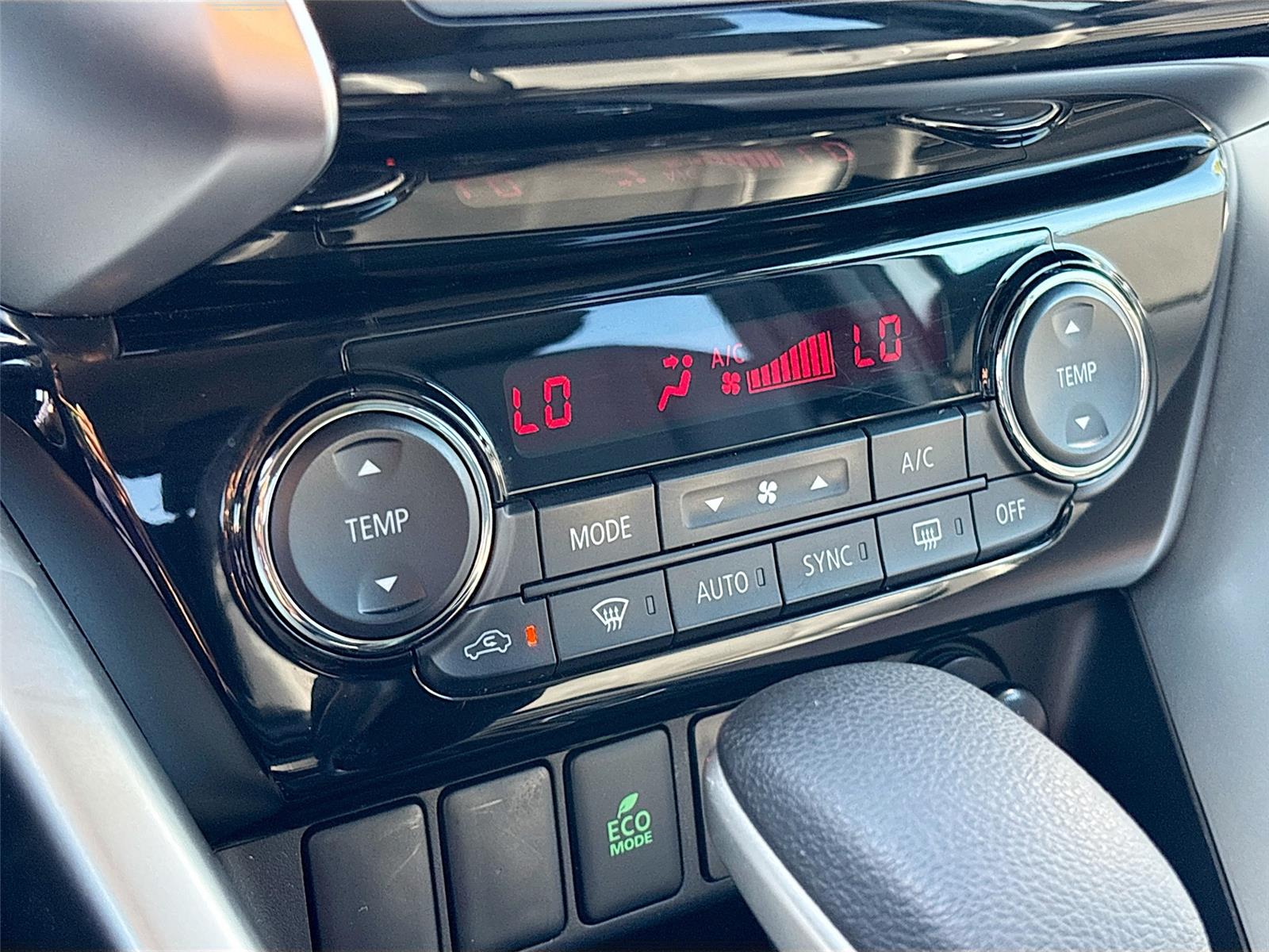 2025 Mitsubishi Eclipse Cross SE