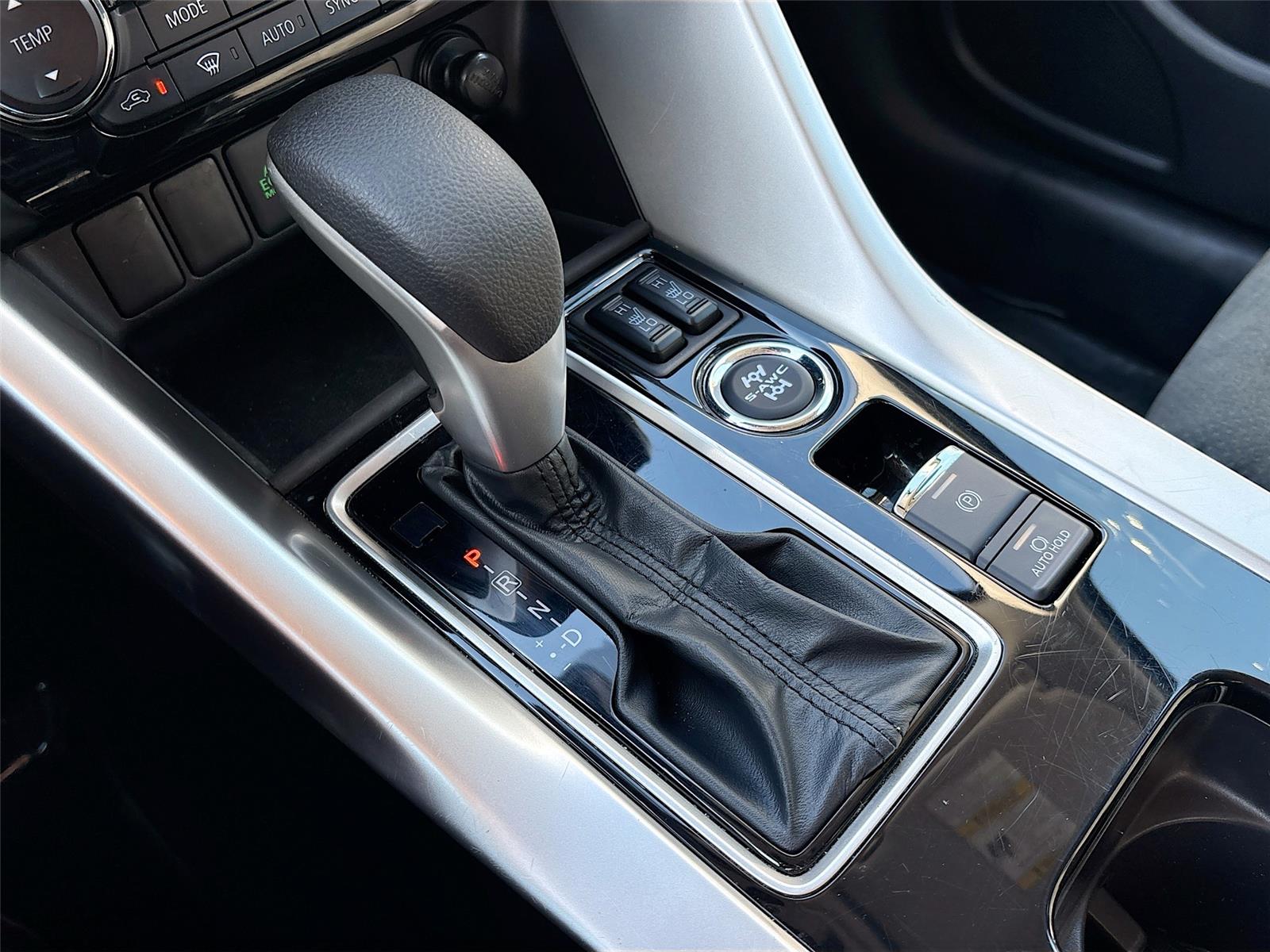 2025 Mitsubishi Eclipse Cross SE