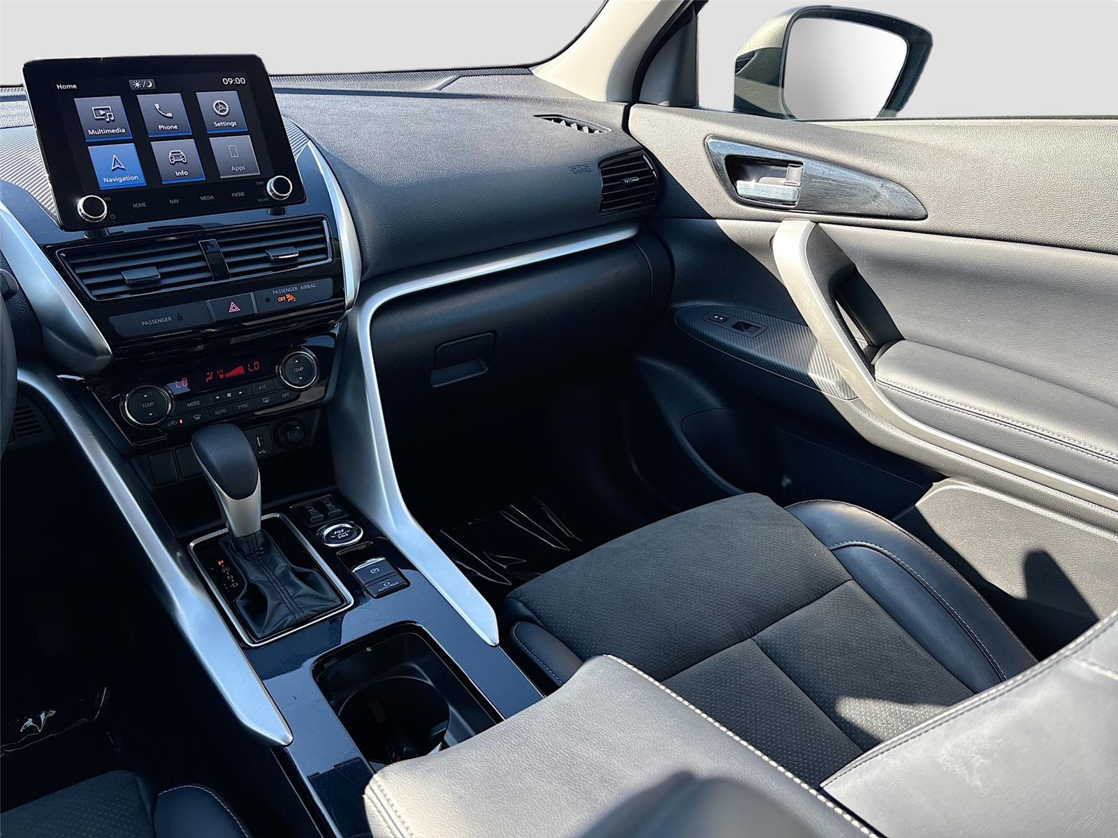 2025 Mitsubishi Eclipse Cross SE