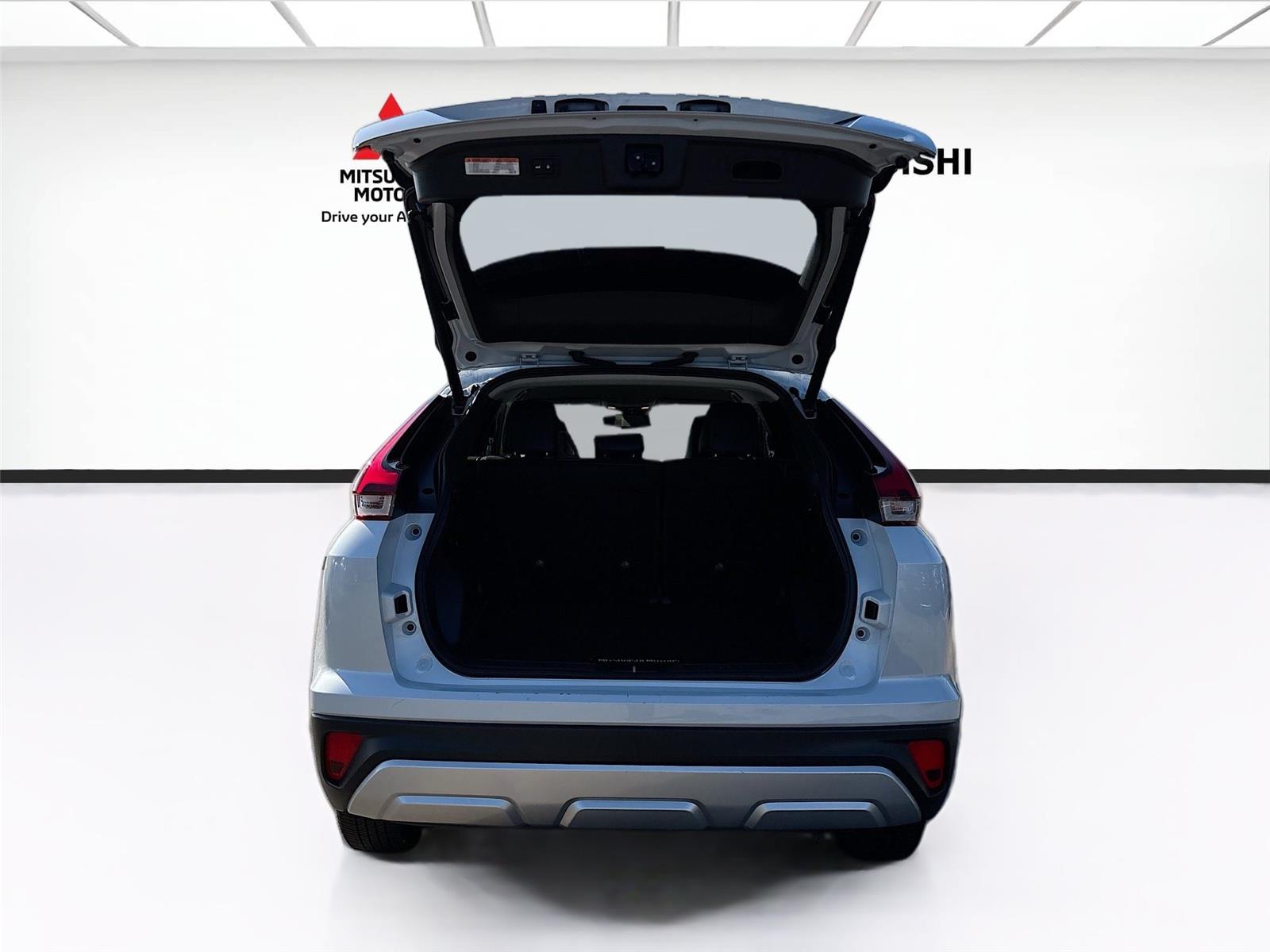 2025 Mitsubishi Eclipse Cross SE