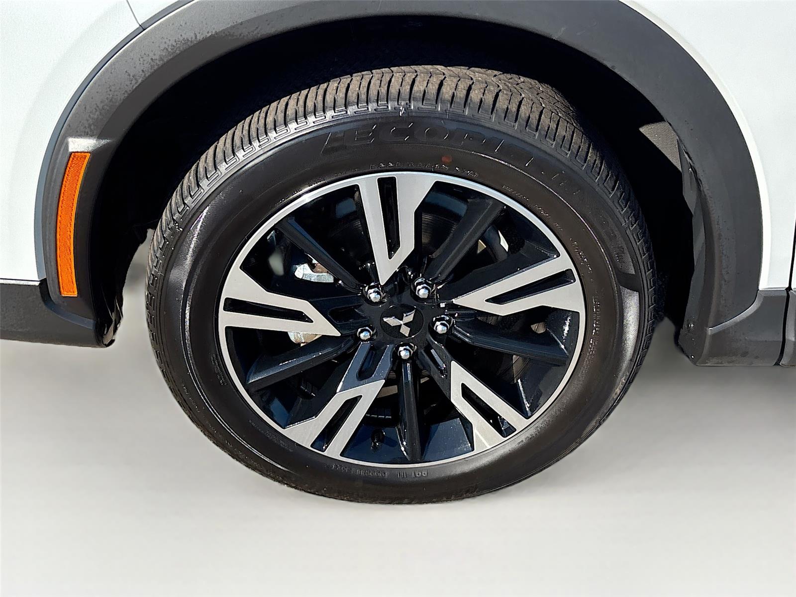 2025 Mitsubishi Eclipse Cross SE