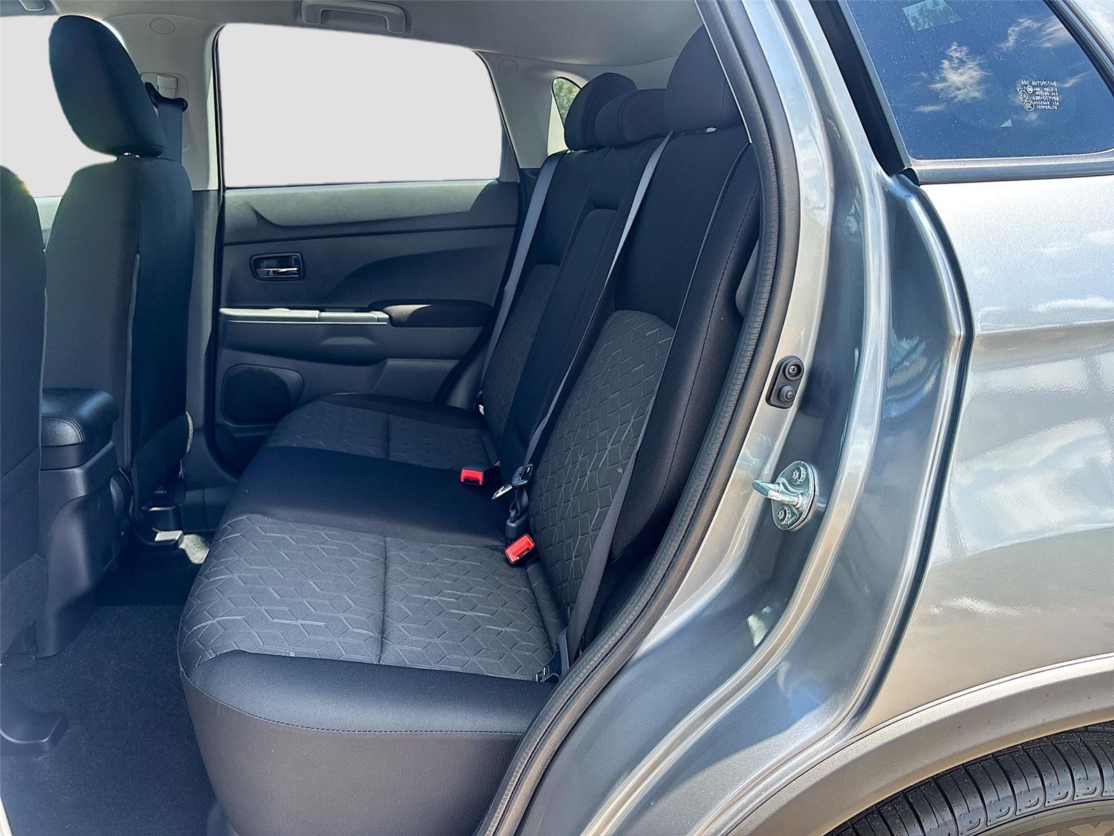 2026 Mitsubishi Outlander Sport ES