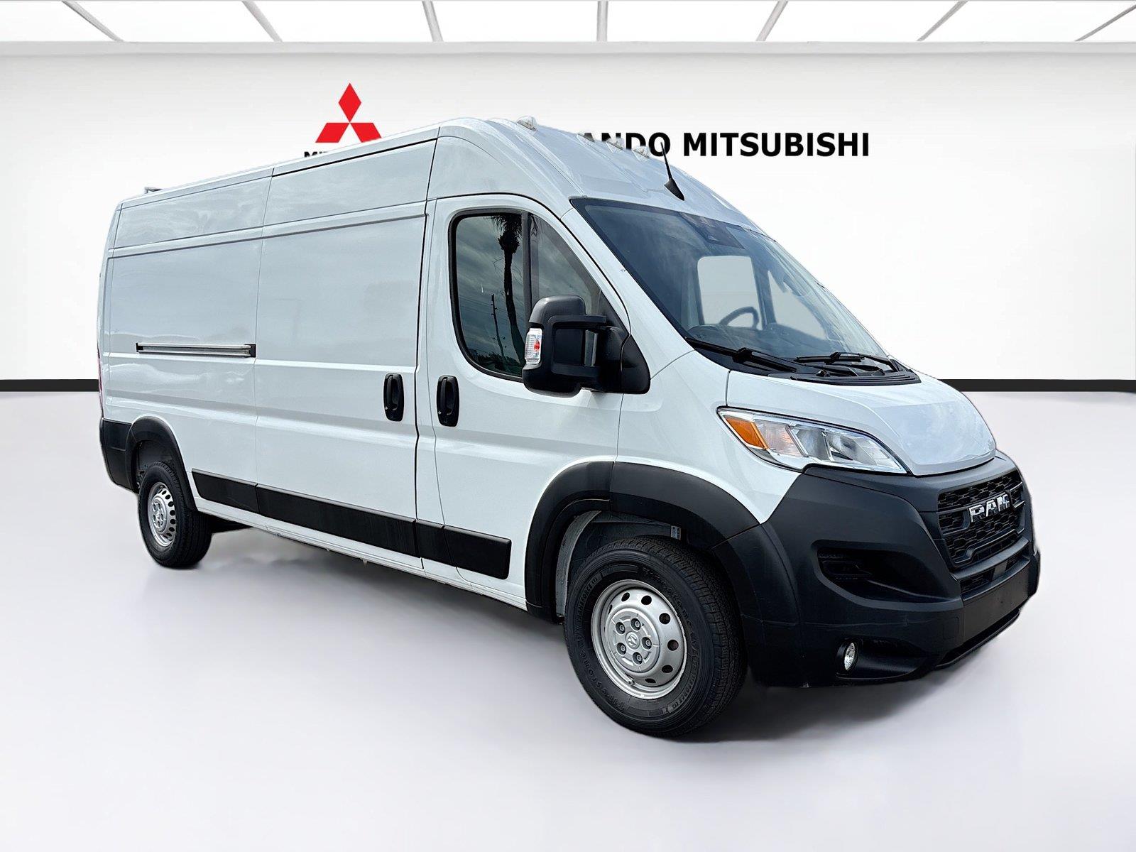 Bright White Clearcoat 2025 RAM ProMaster Van Front-Wheel Drive 9-Speed Automatic