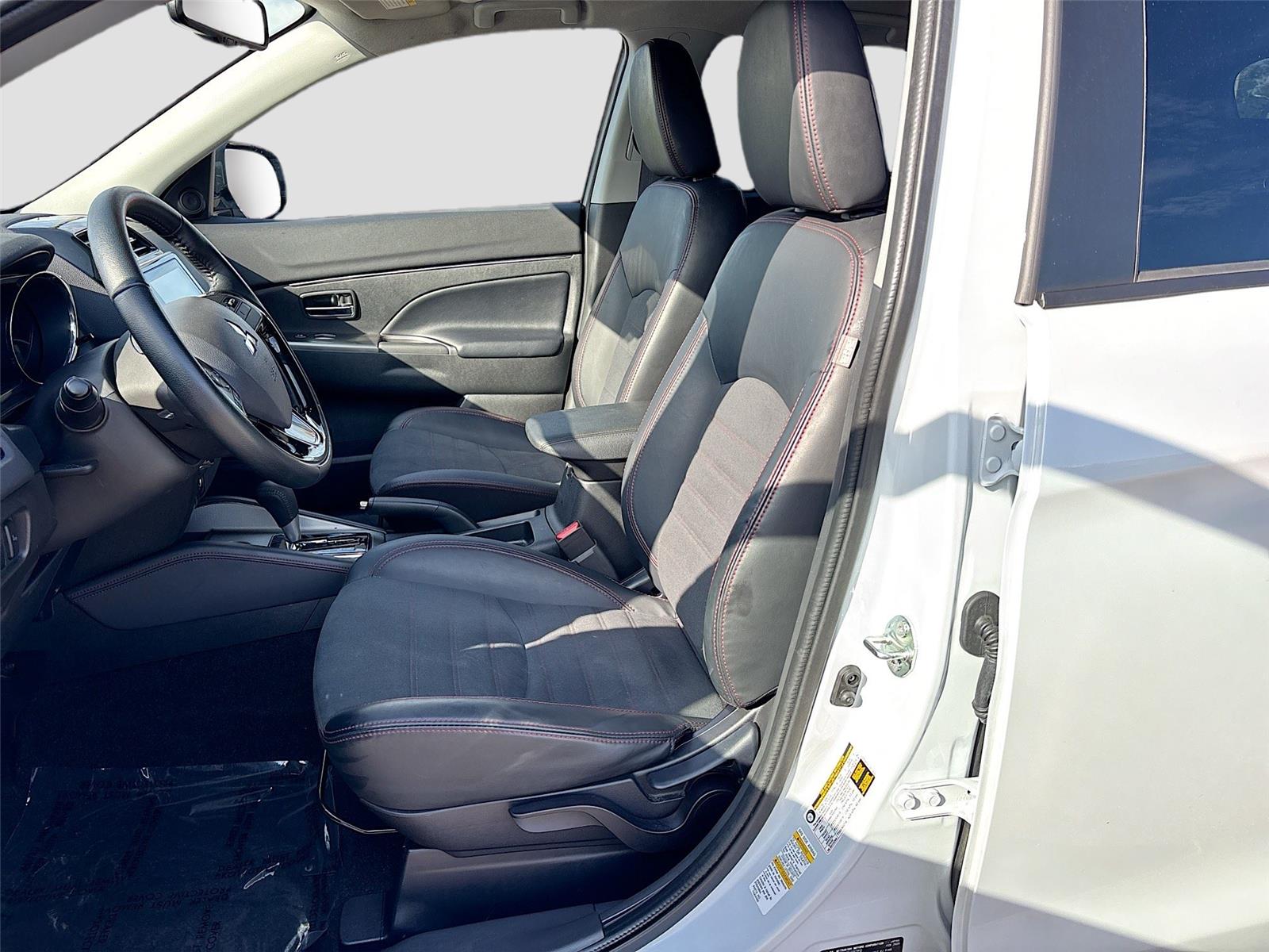 2025 Mitsubishi Outlander Sport SE
