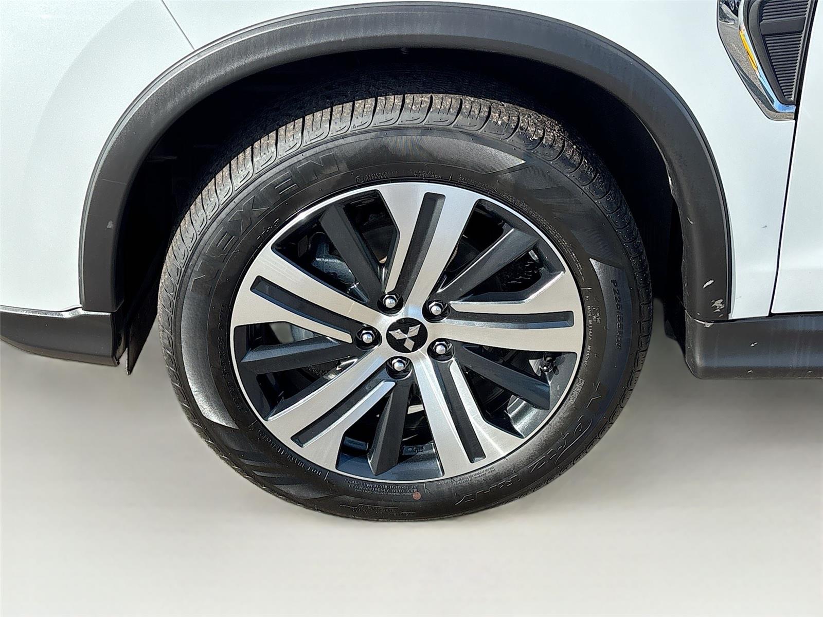 2025 Mitsubishi Outlander Sport SE