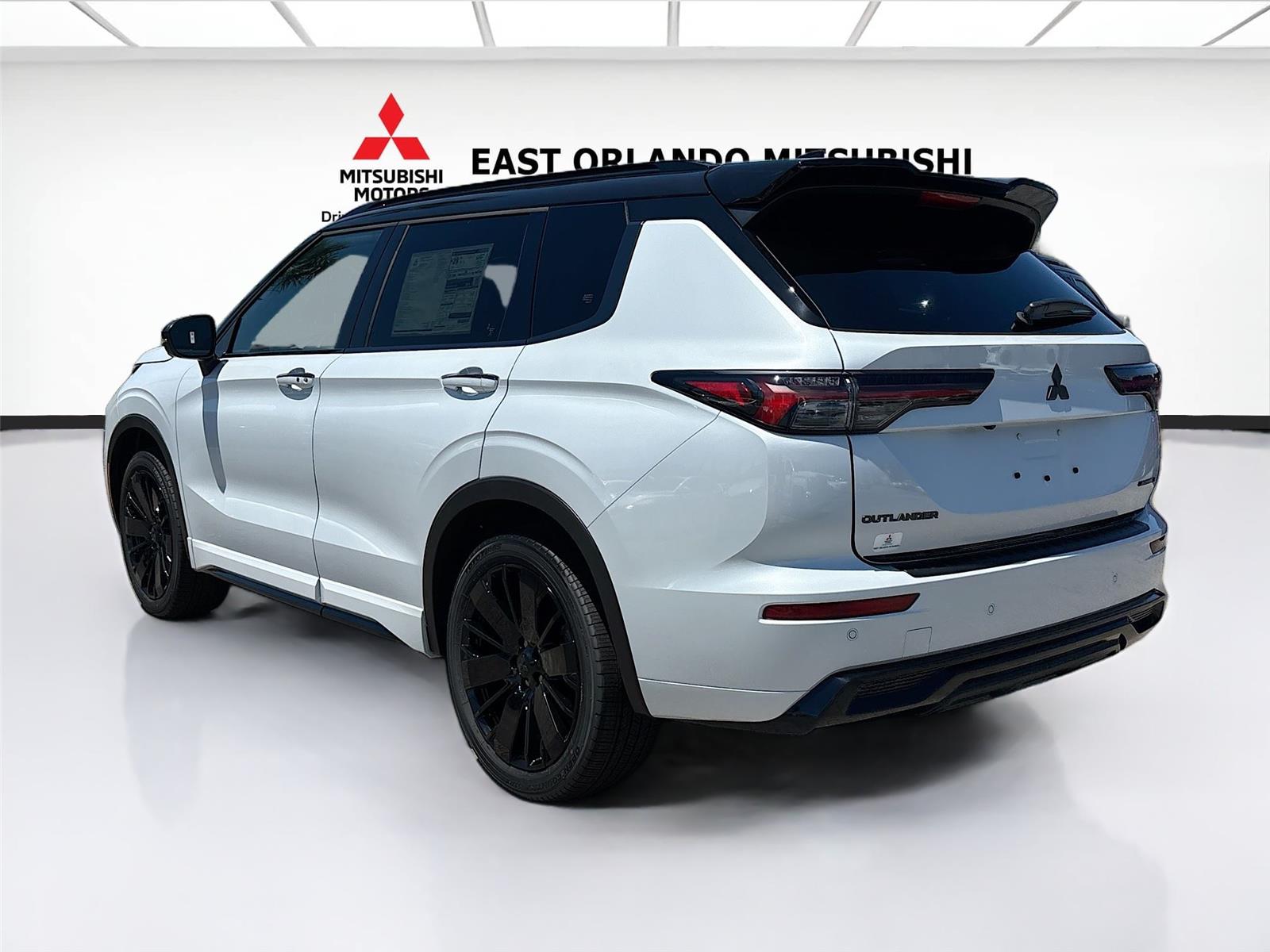 2026 Mitsubishi Outlander SEL