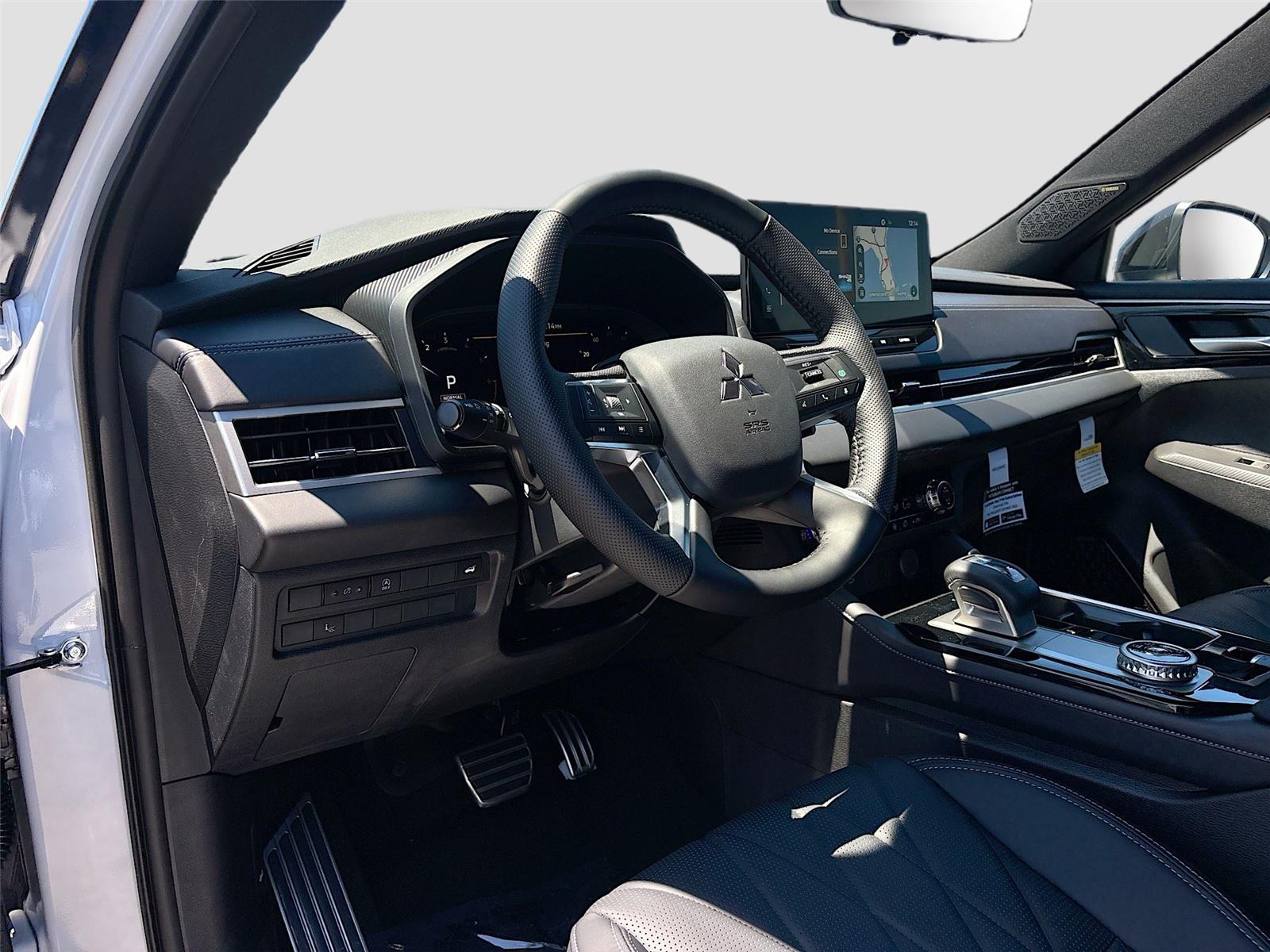 2026 Mitsubishi Outlander SEL