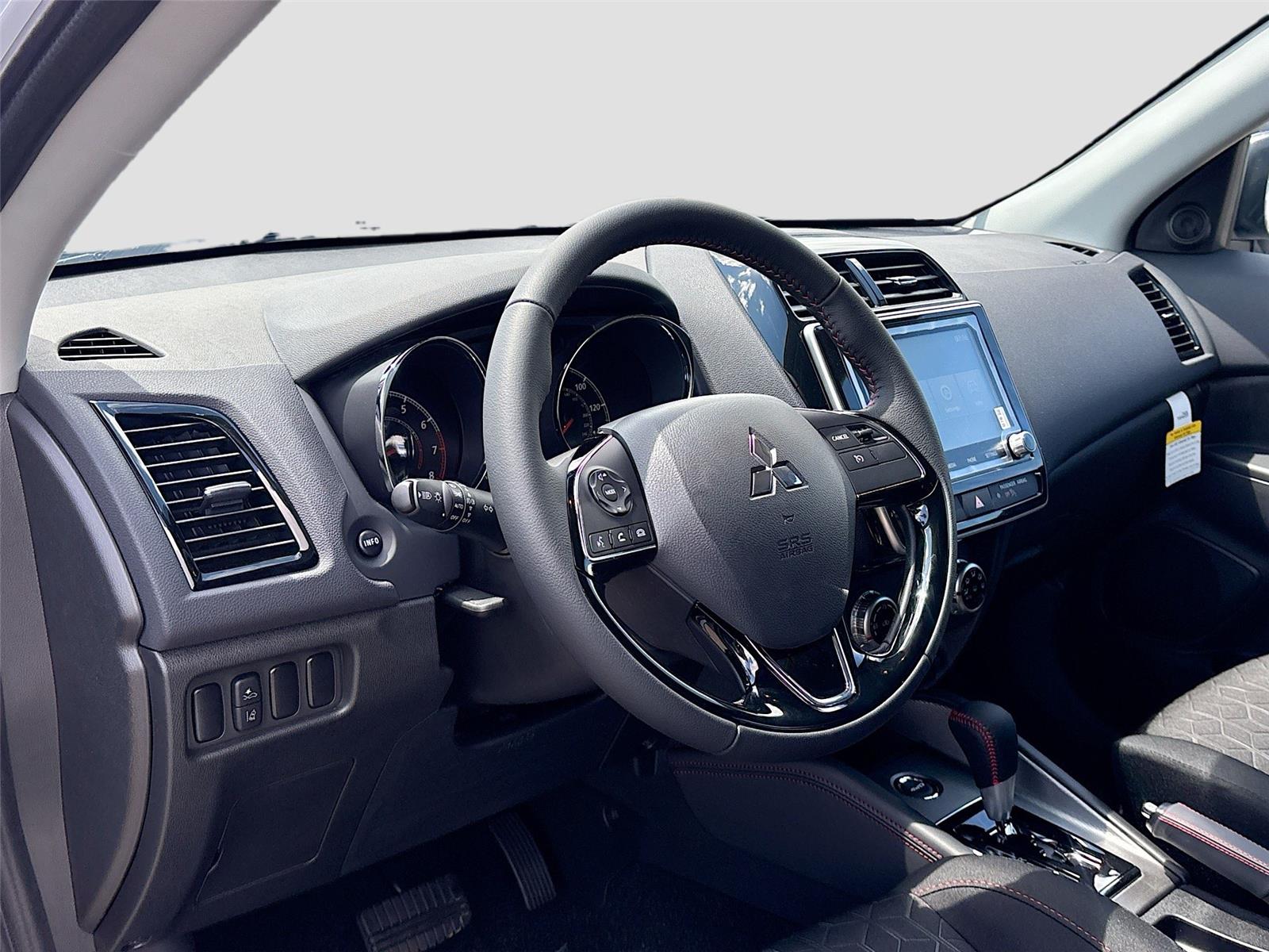 2026 Mitsubishi Outlander Sport LE