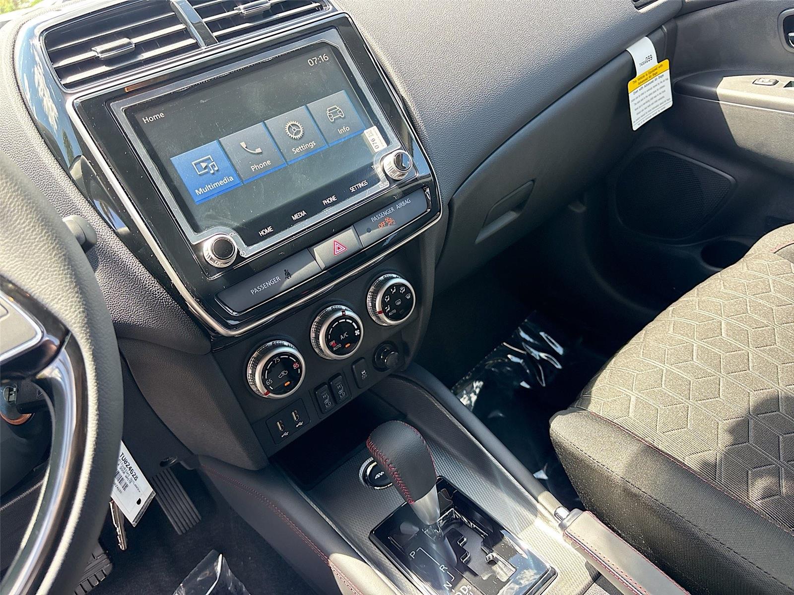 2026 Mitsubishi Outlander Sport LE