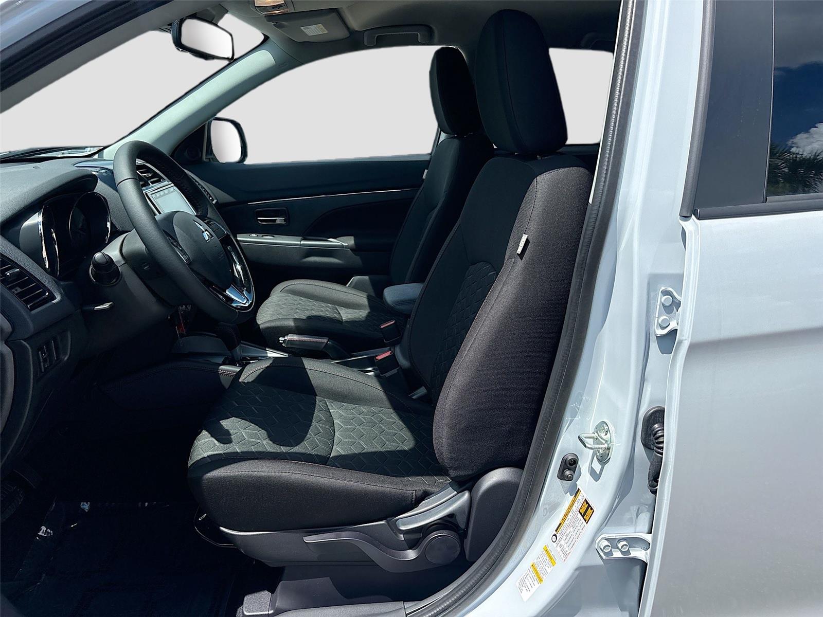 2026 Mitsubishi Outlander Sport LE