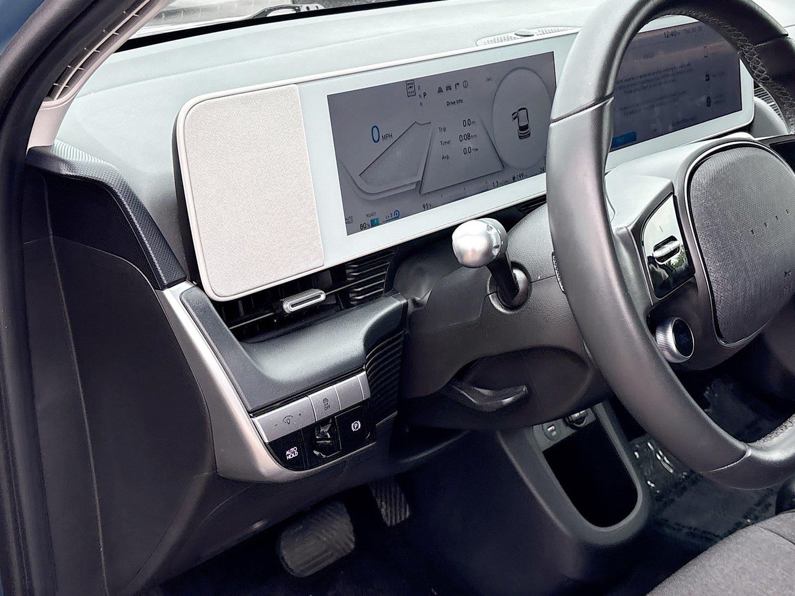 2024 Hyundai IONIQ 5 SE
