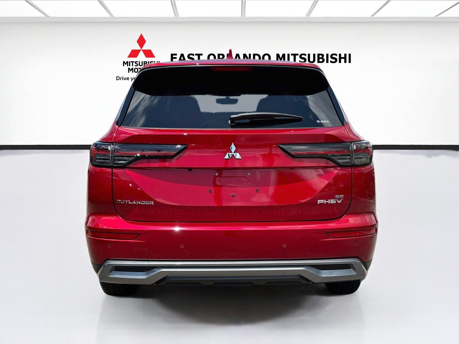 2026 Mitsubishi Outlander Plug-In Hybrid SE