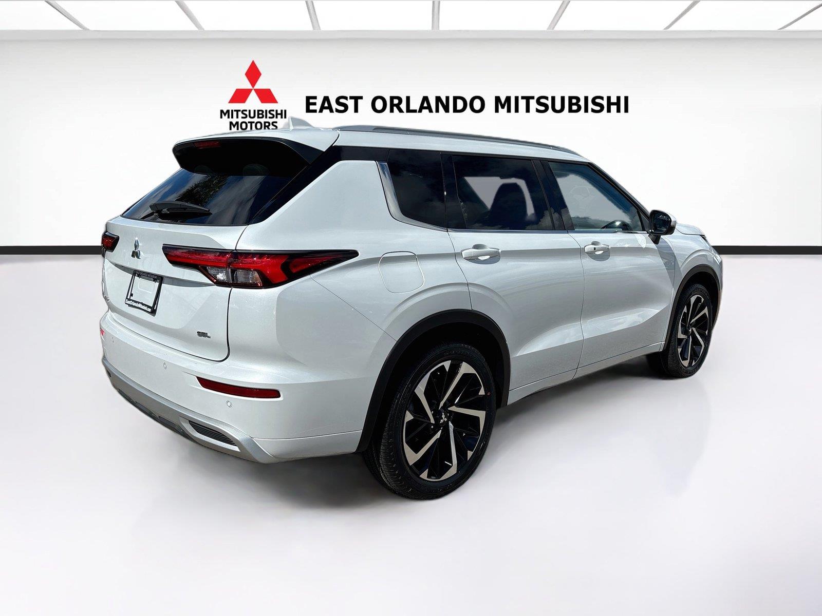 2024 Mitsubishi Outlander SEL