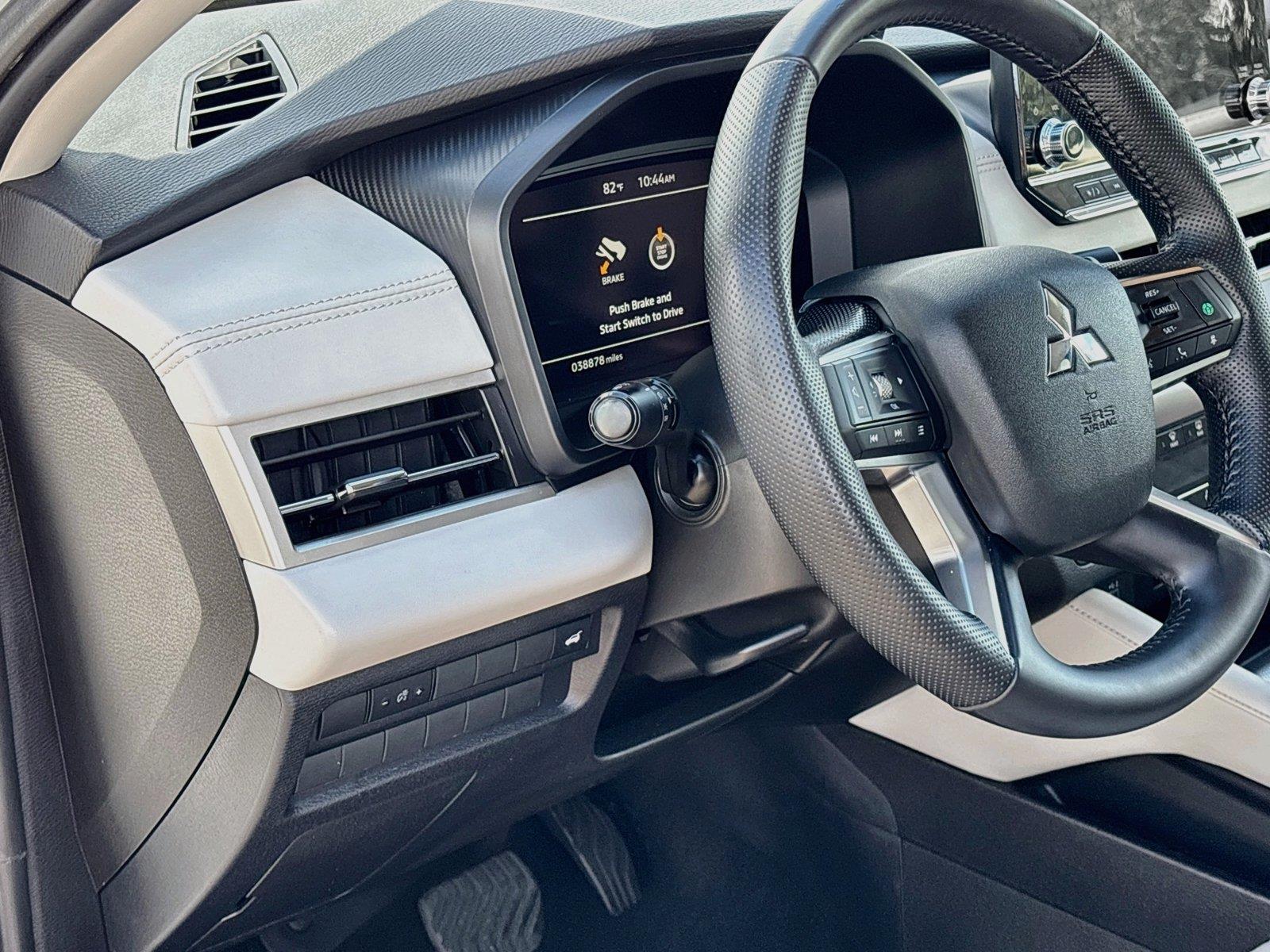 2024 Mitsubishi Outlander SEL