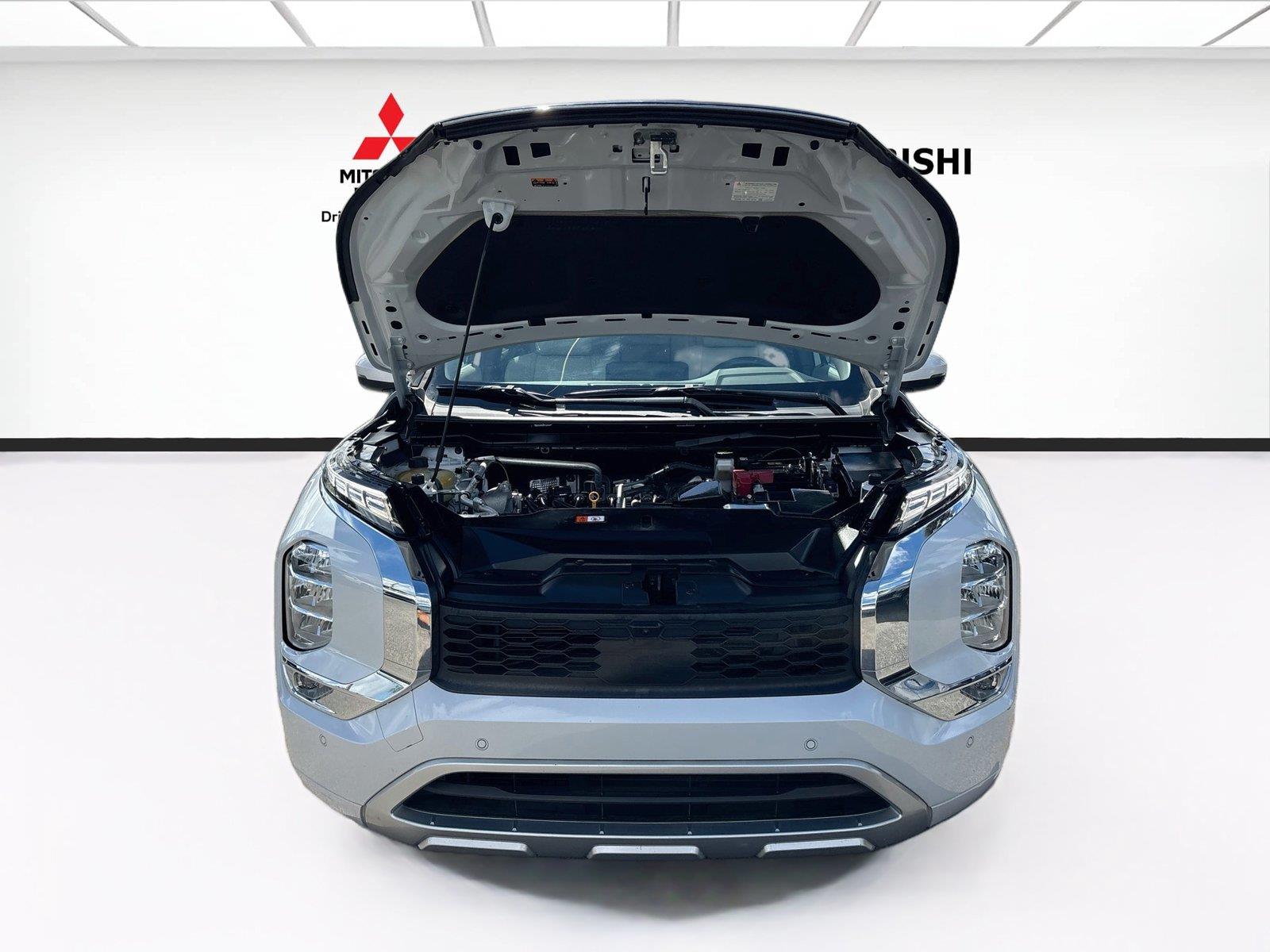 2024 Mitsubishi Outlander SEL