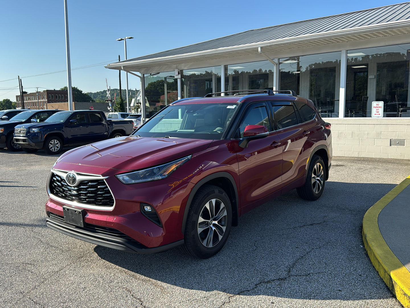 Red (Ruby Flare Pearl) 2021 Toyota Highlander SUV / Crossover All-Wheel Drive 8-Speed Automatic