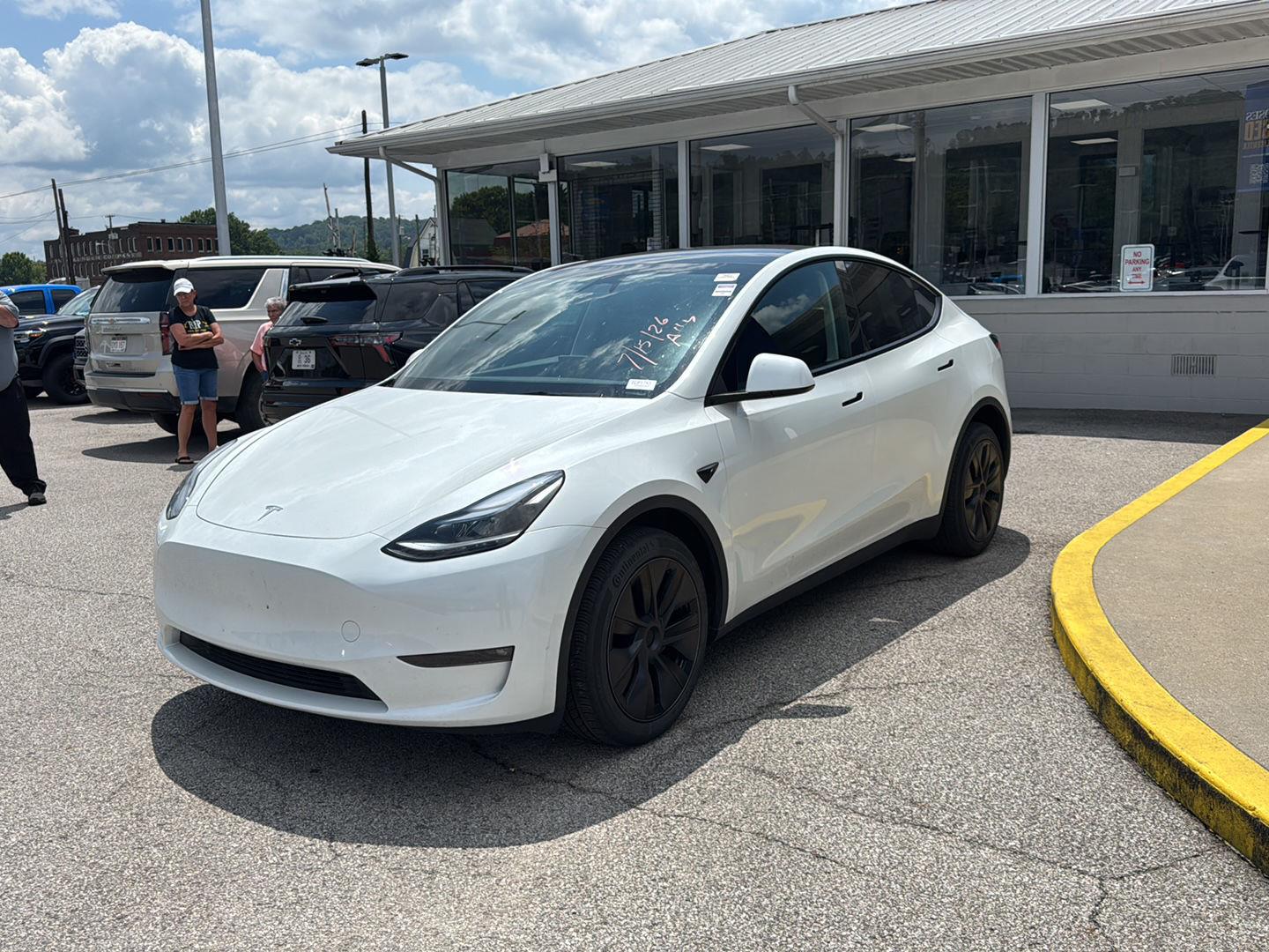 Pearl White Multi-Coat 2024 Tesla Model Y SUV / Crossover All-Wheel Drive Automatic