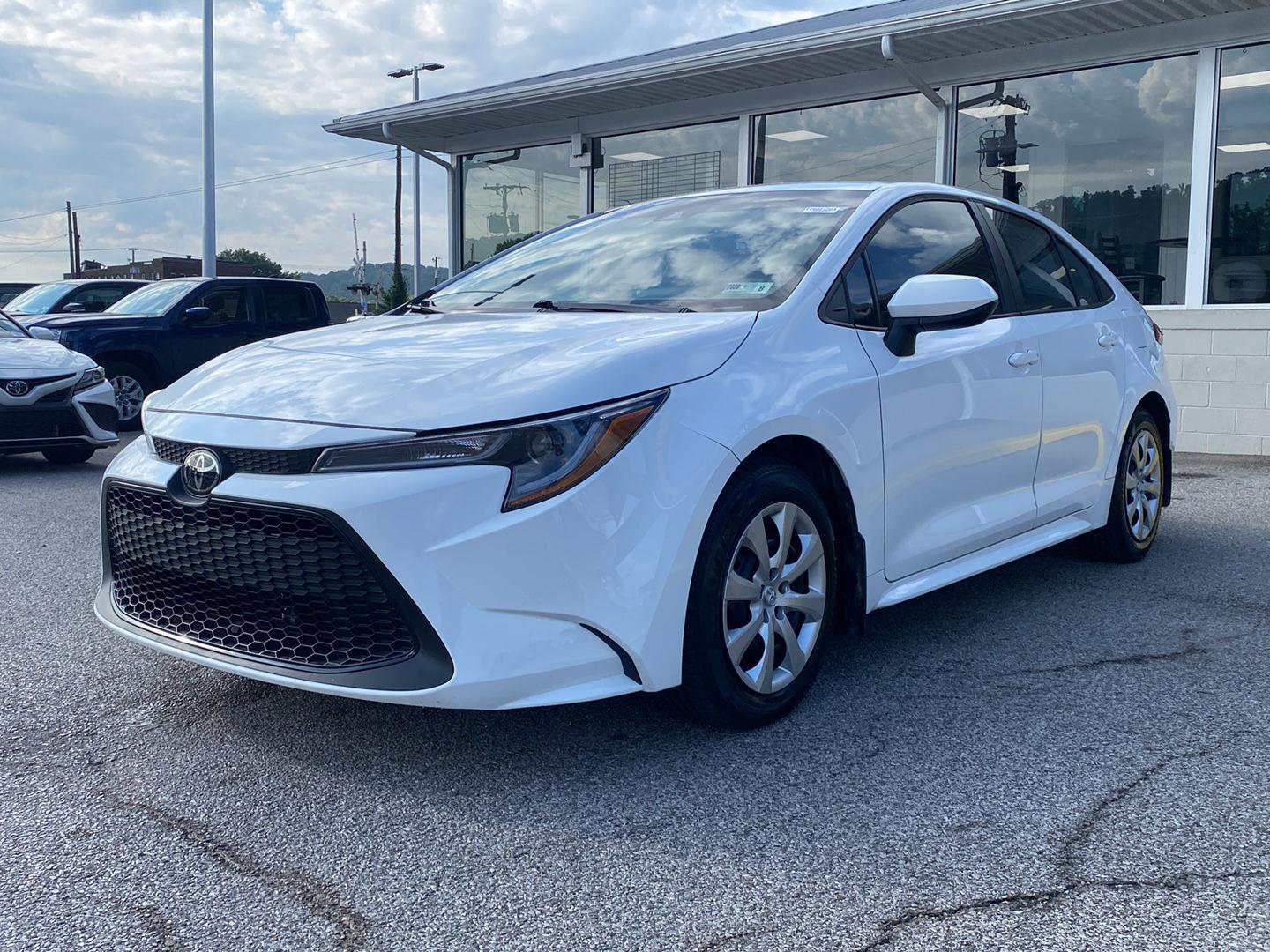 2022 Toyota Corolla LE FWD