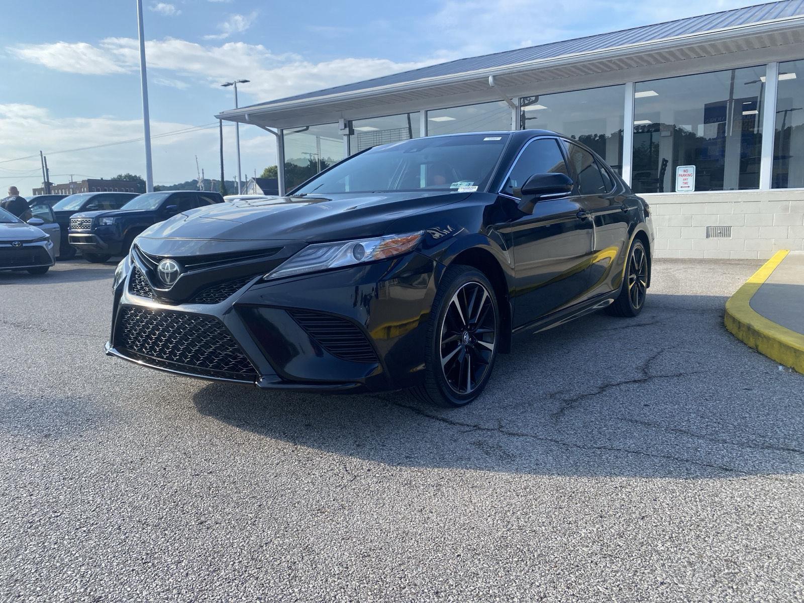 2019 Toyota Camry XSE FWD