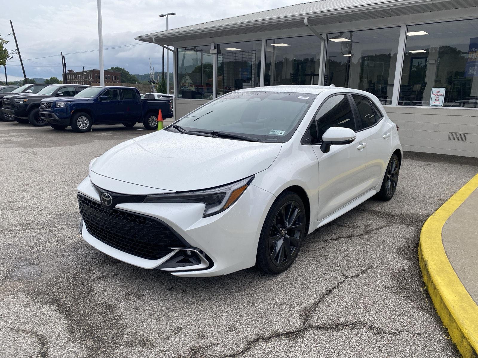  2025 Toyota Corolla Hatchback XSE FWD   