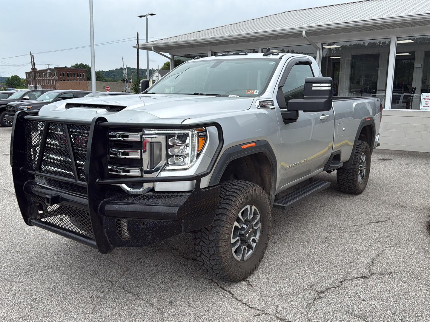 Quicksilver Metallic 2022 GMC Sierra 2500HD Pickup Truck Four-Wheel Drive 6-Speed Automatic