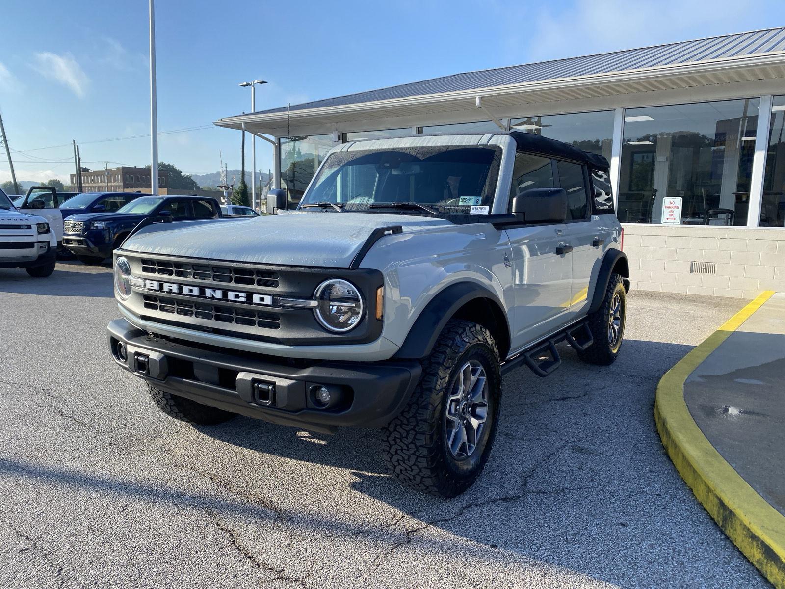 2023 Ford Bronco Black Diamond 4-Door 4WD