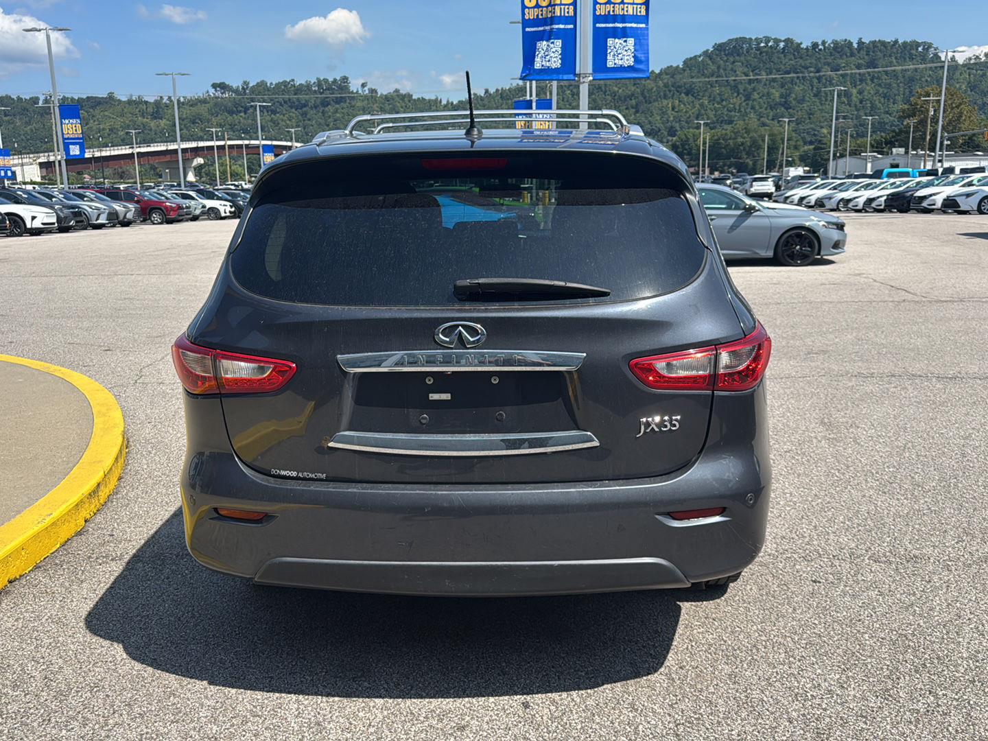 View vehicle photo 4
