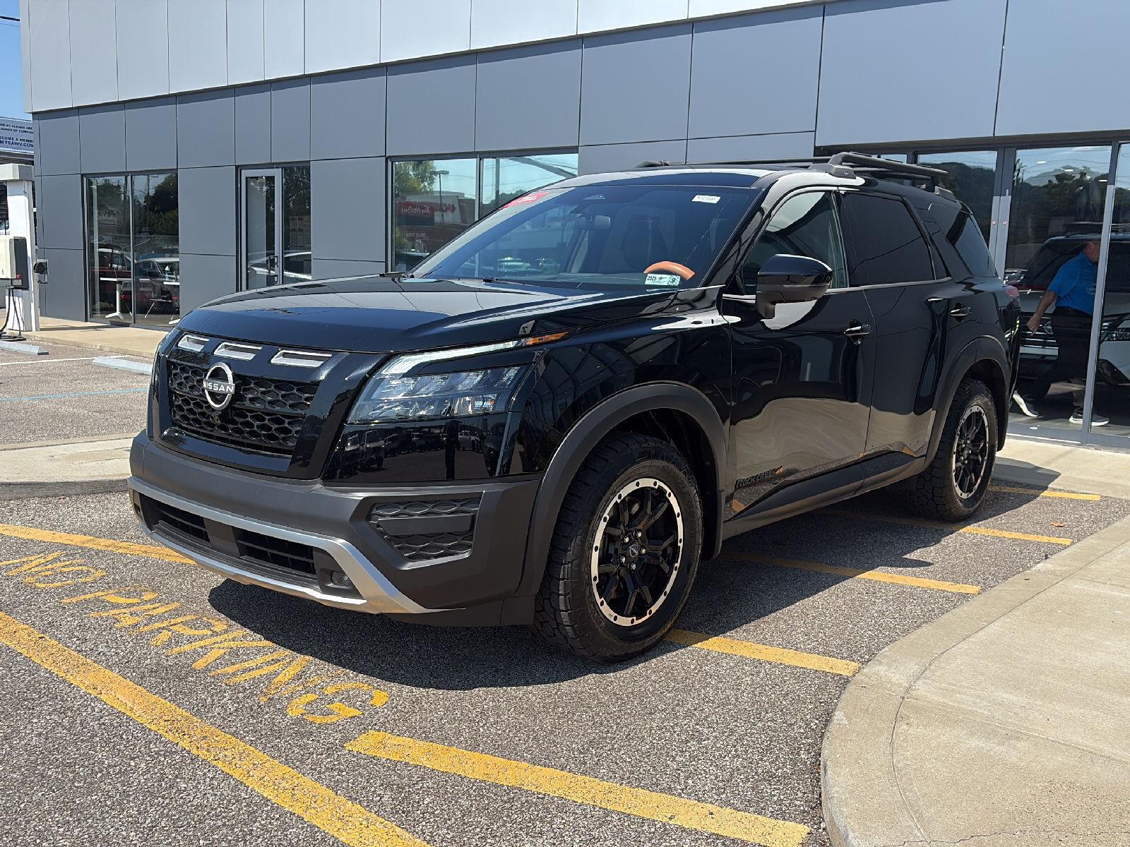 Super Black 2025 Nissan Pathfinder SUV / Crossover All-Wheel Drive Automatic