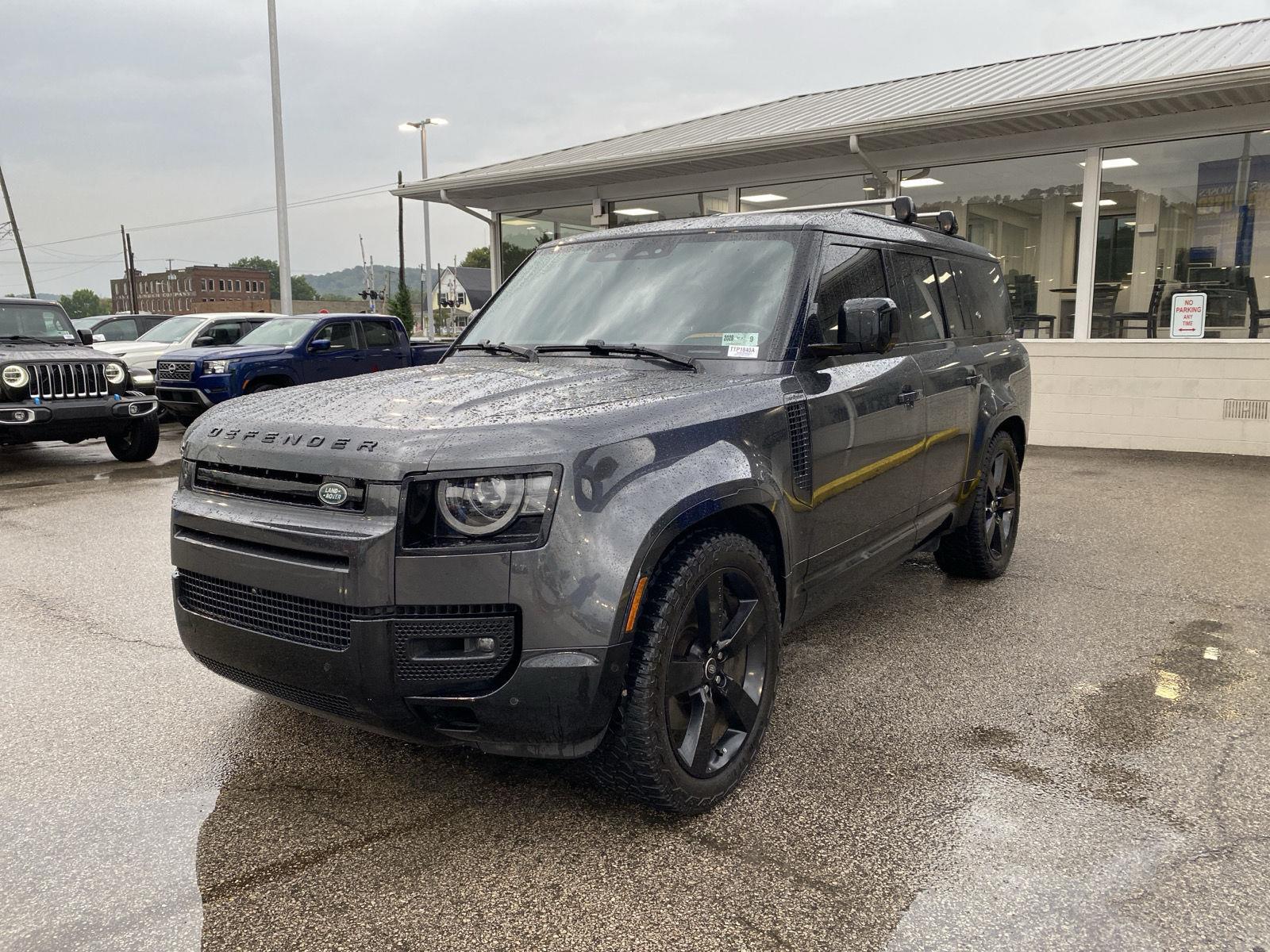  2024 Land Rover Defender 130 P400 X-Dynamic SE AWD   