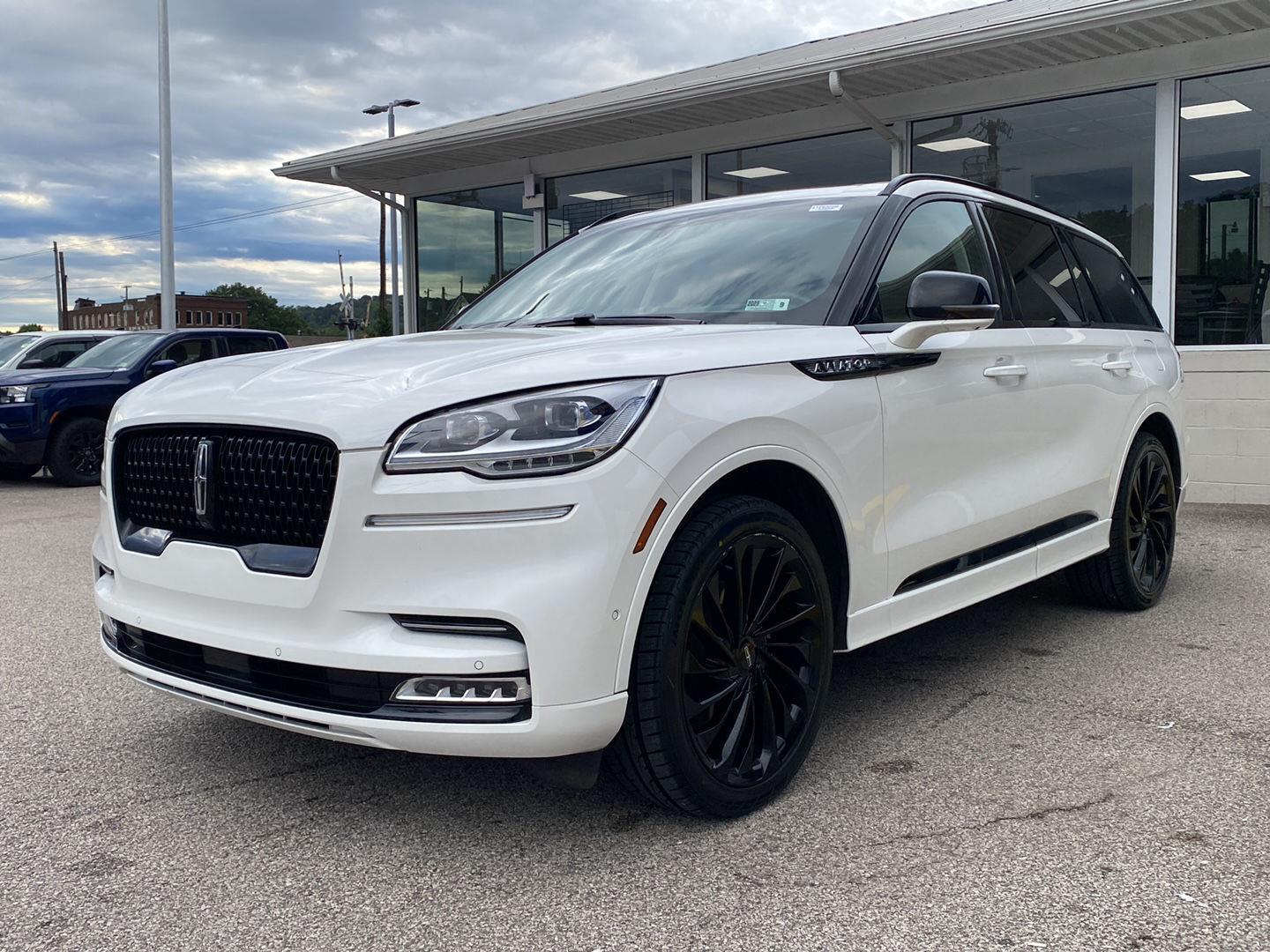 2023 Lincoln Aviator Reserve AWD
