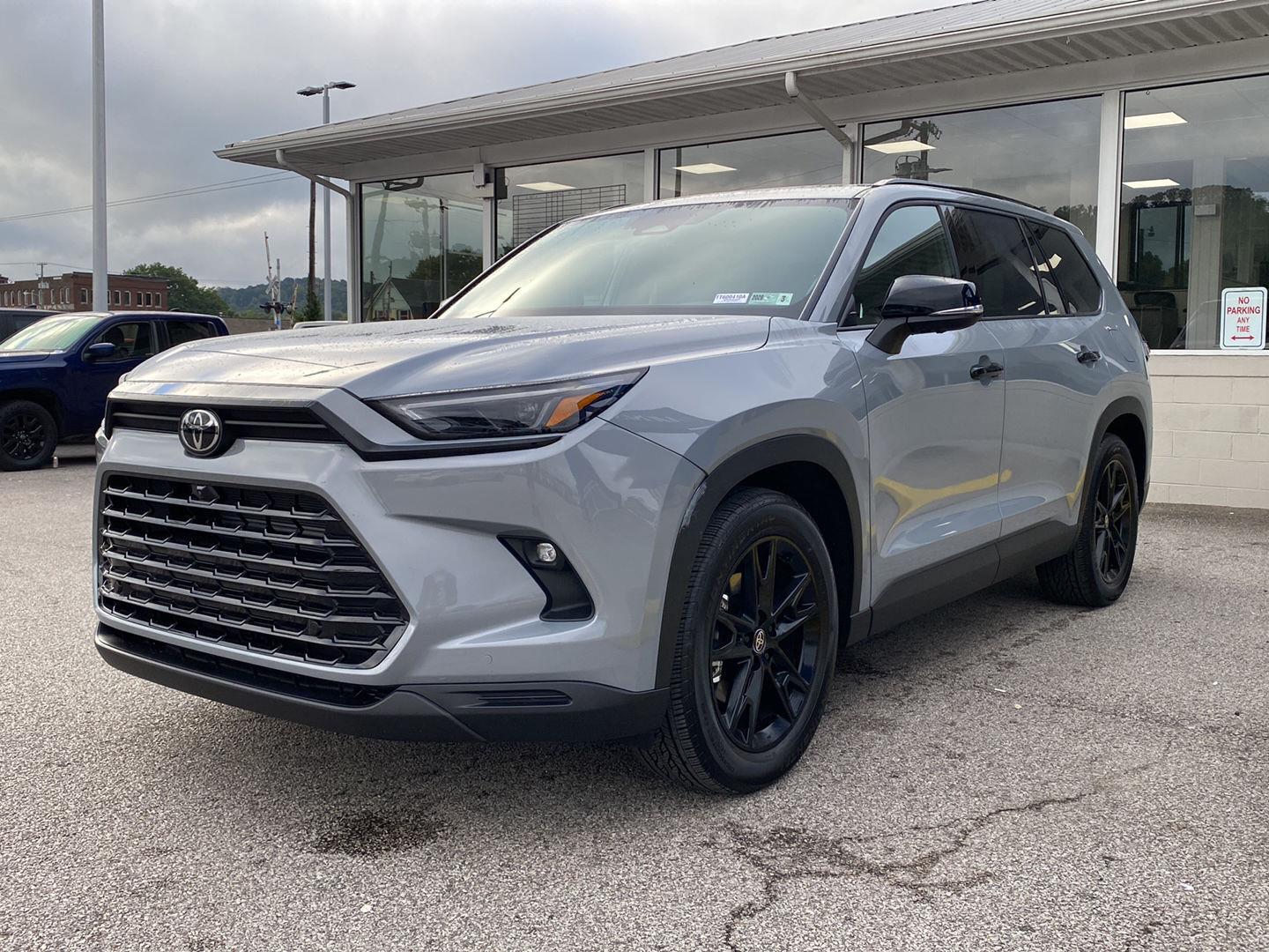 2026 Toyota Grand Highlander Hybrid Nightshade AWD