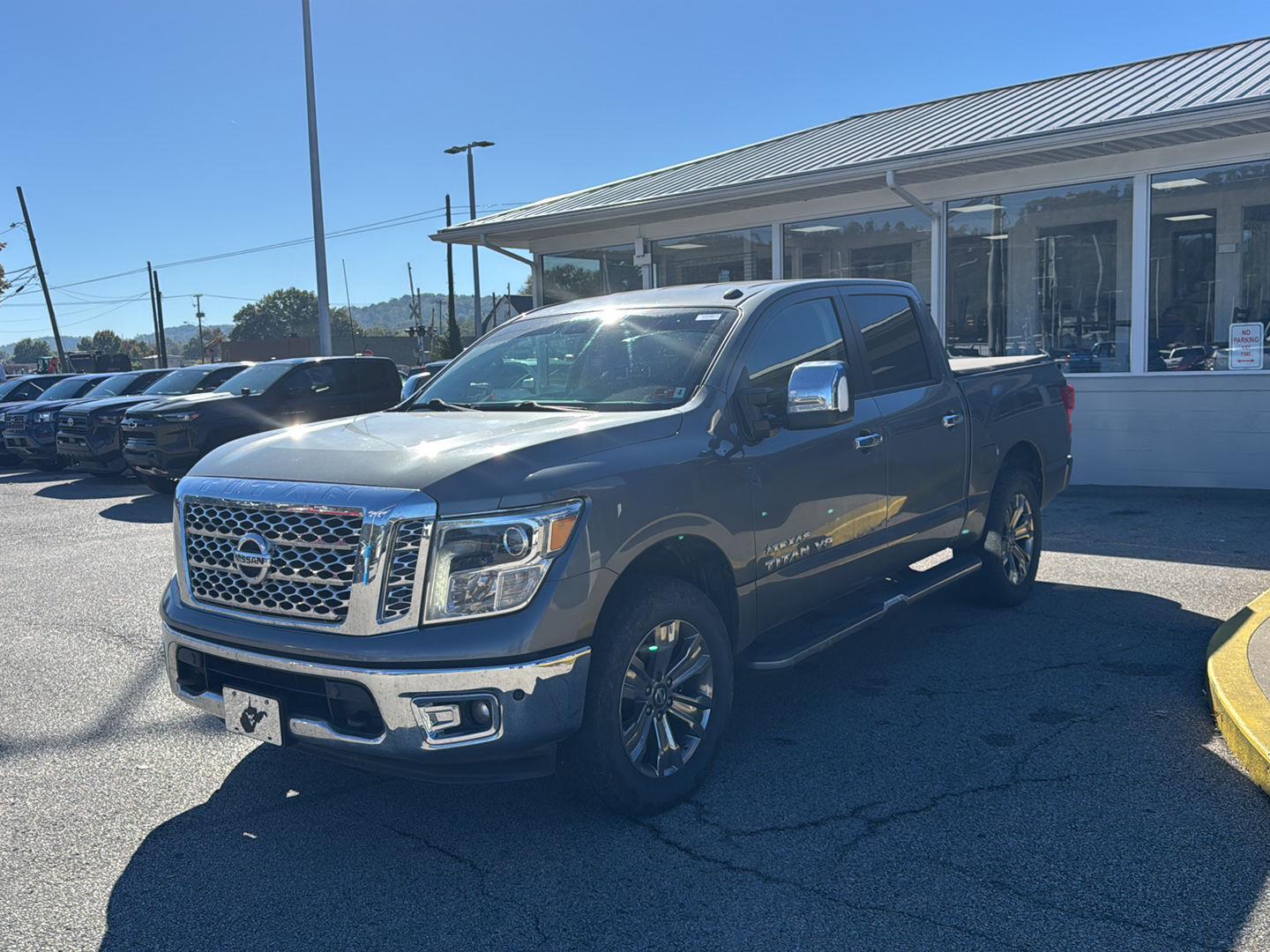 Gray (Gun Metallic) 2018 Nissan Titan Pickup Truck Four-Wheel Drive Automatic
