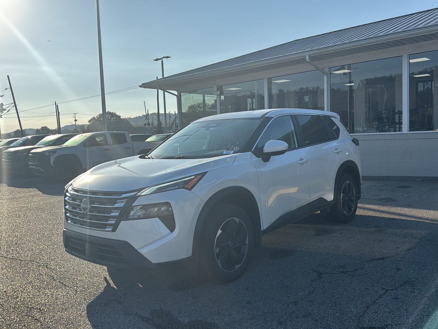 Everest White Pearl 2025 Nissan Rogue SUV / Crossover All-Wheel Drive Continuously Variable Transmission