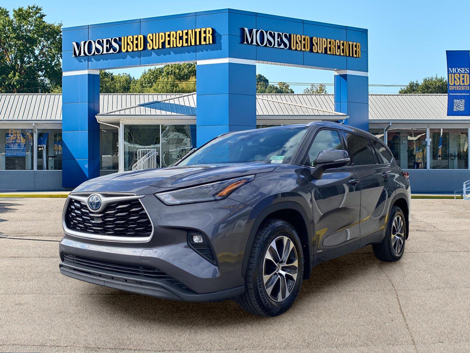 2022 Toyota Highlander Hybrid XLE AWD