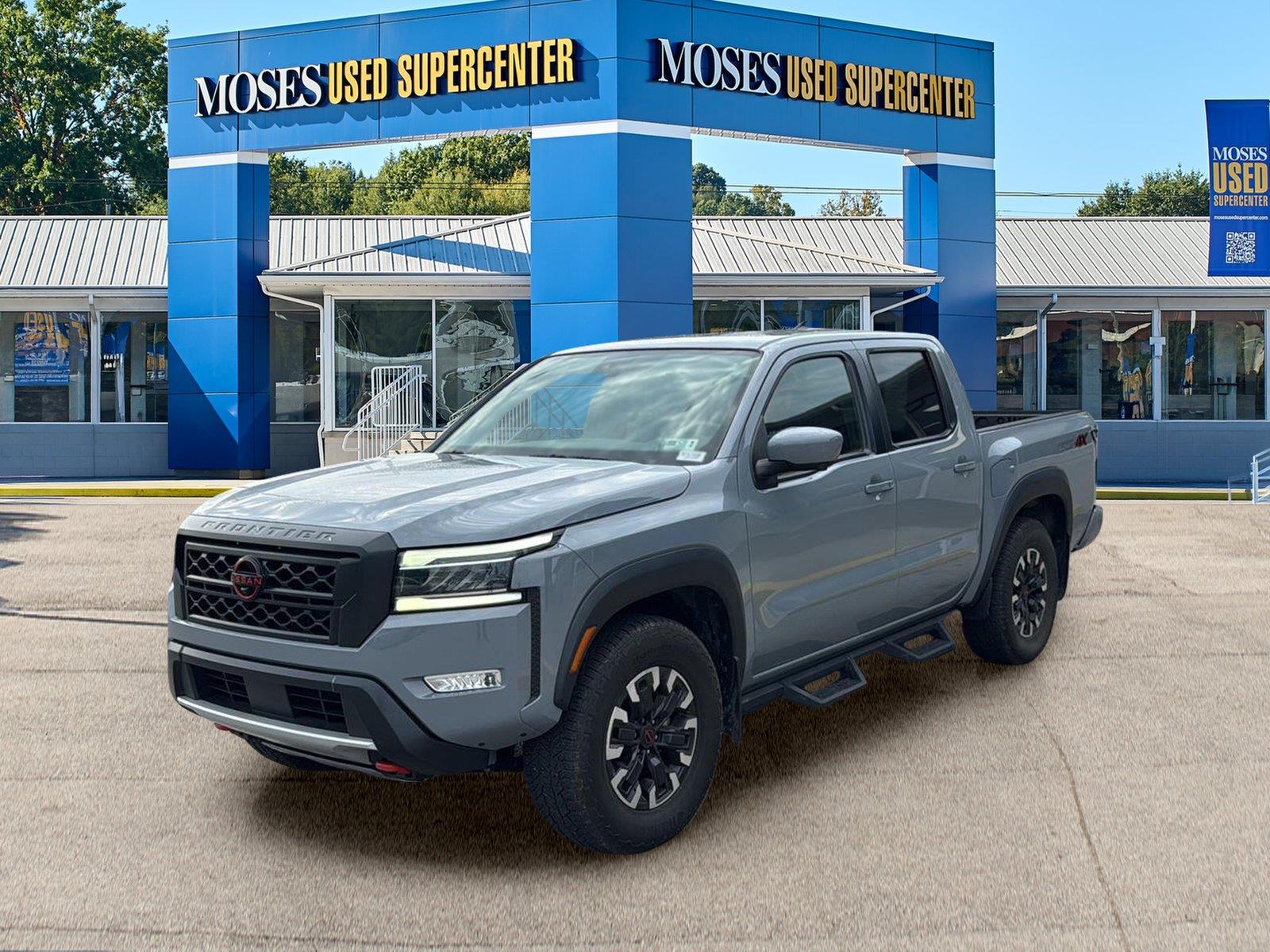 2023 Nissan Frontier PRO-4X Crew Cab 4WD