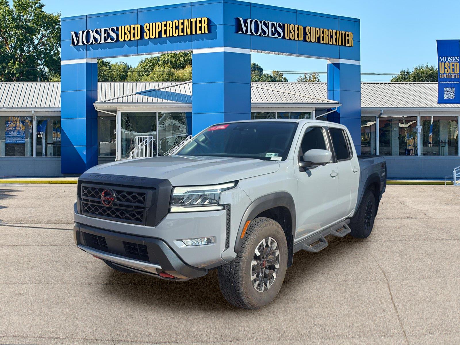 2023 Nissan Frontier Gris (Boulder Gray Pearl) Camioneta Todo terreno Automática