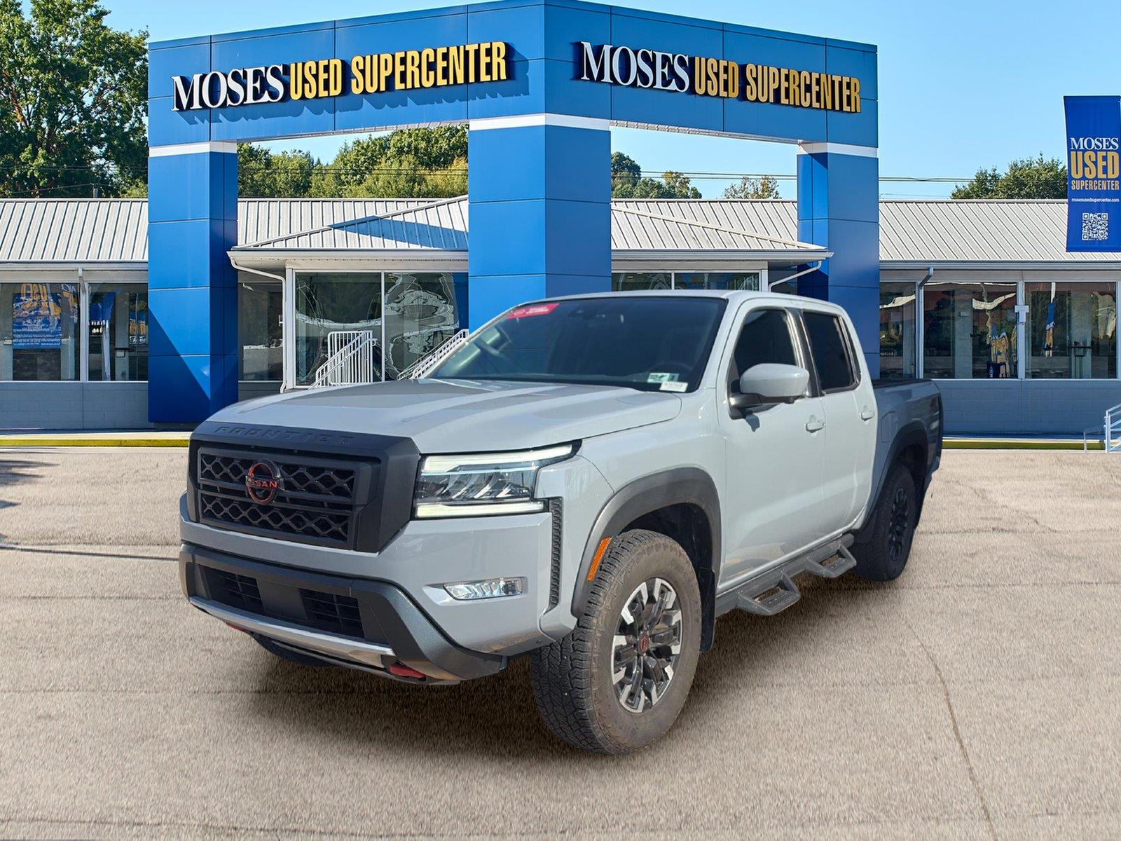 Boulder Gray Pearl 2023 Nissan Frontier Pickup Truck Four-Wheel Drive Automatic