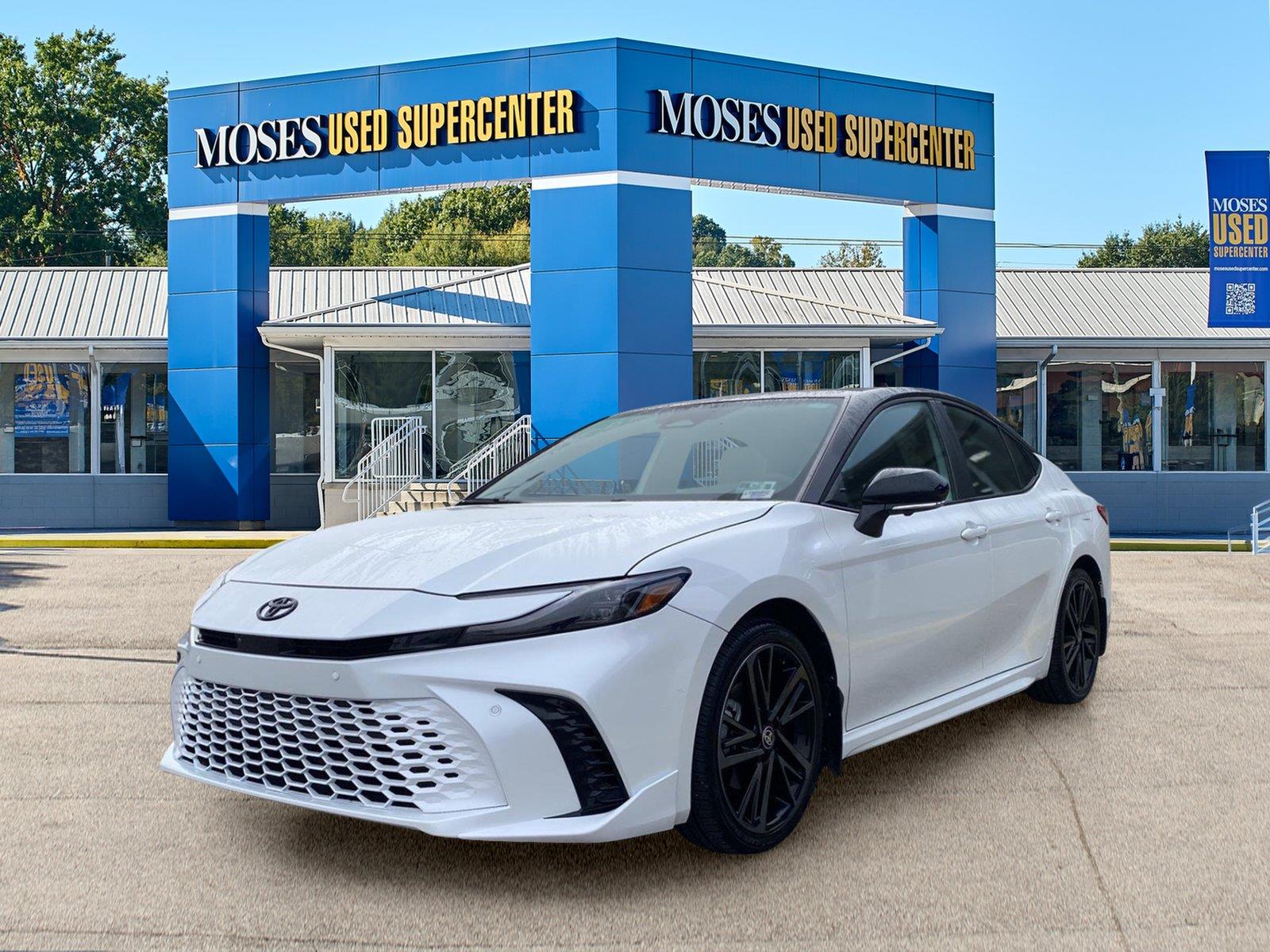 Wind Chill Pearl w/Midnight Black Metallic Roof 2025 Toyota Camry Sedan All-Wheel Drive Continuously Variable Transmission