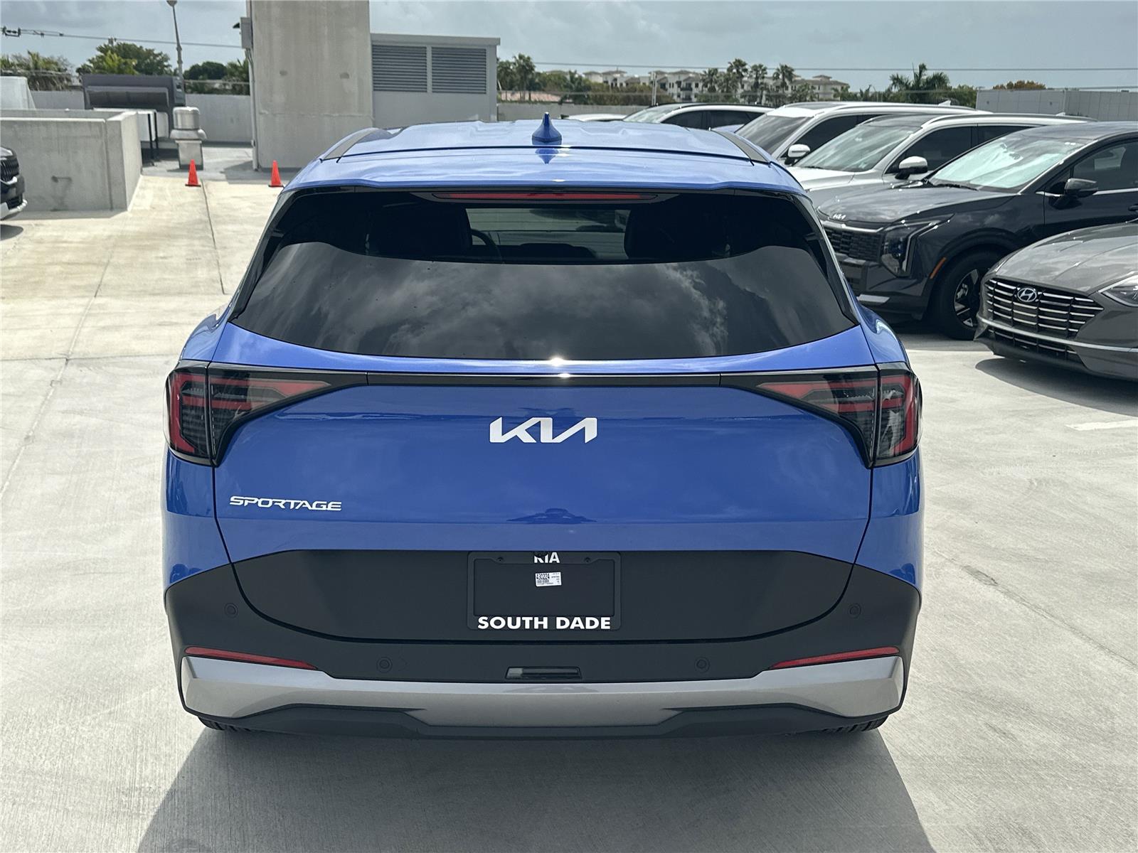 View vehicle photo 5