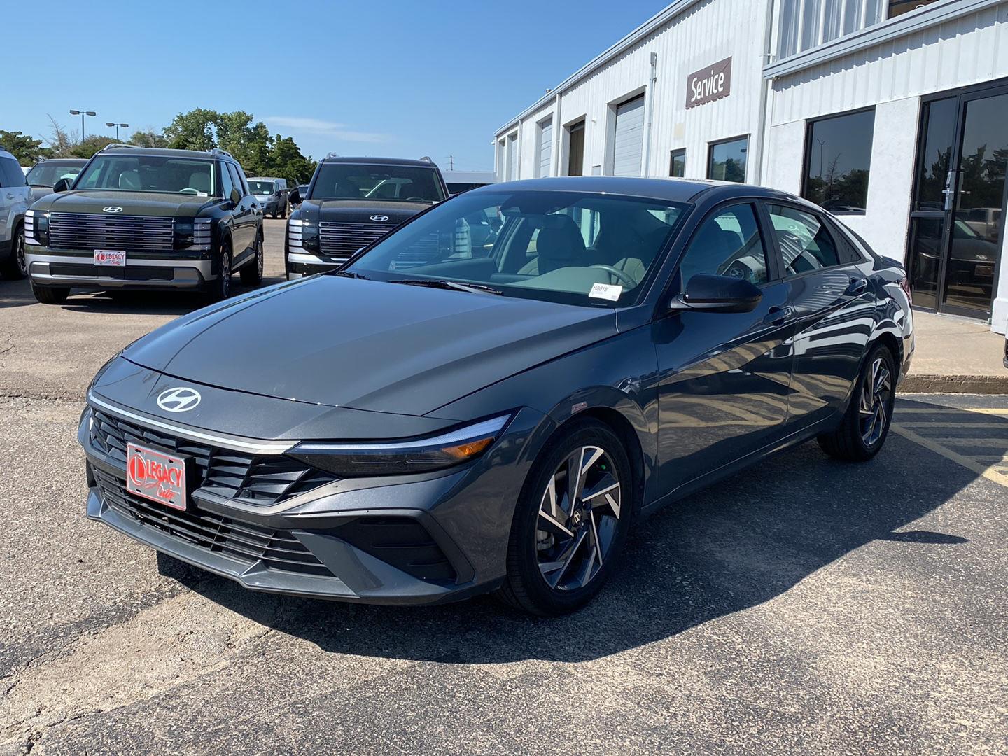  2025 Hyundai Elantra SEL Sport FWD   