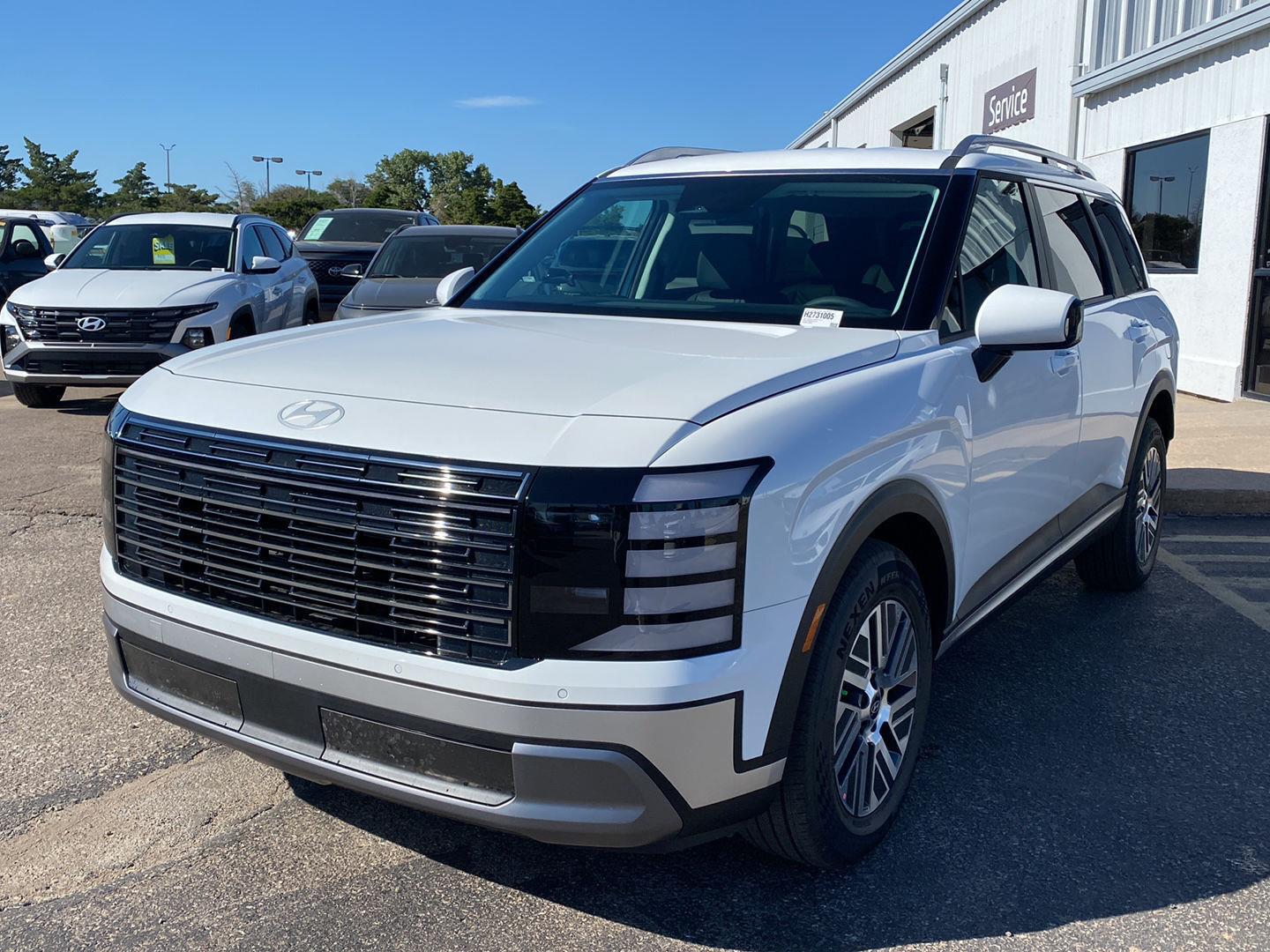 Creamy White Pearl 2027 Hyundai Palisade Hybrid SUV / Crossover All-Wheel Drive Automatic