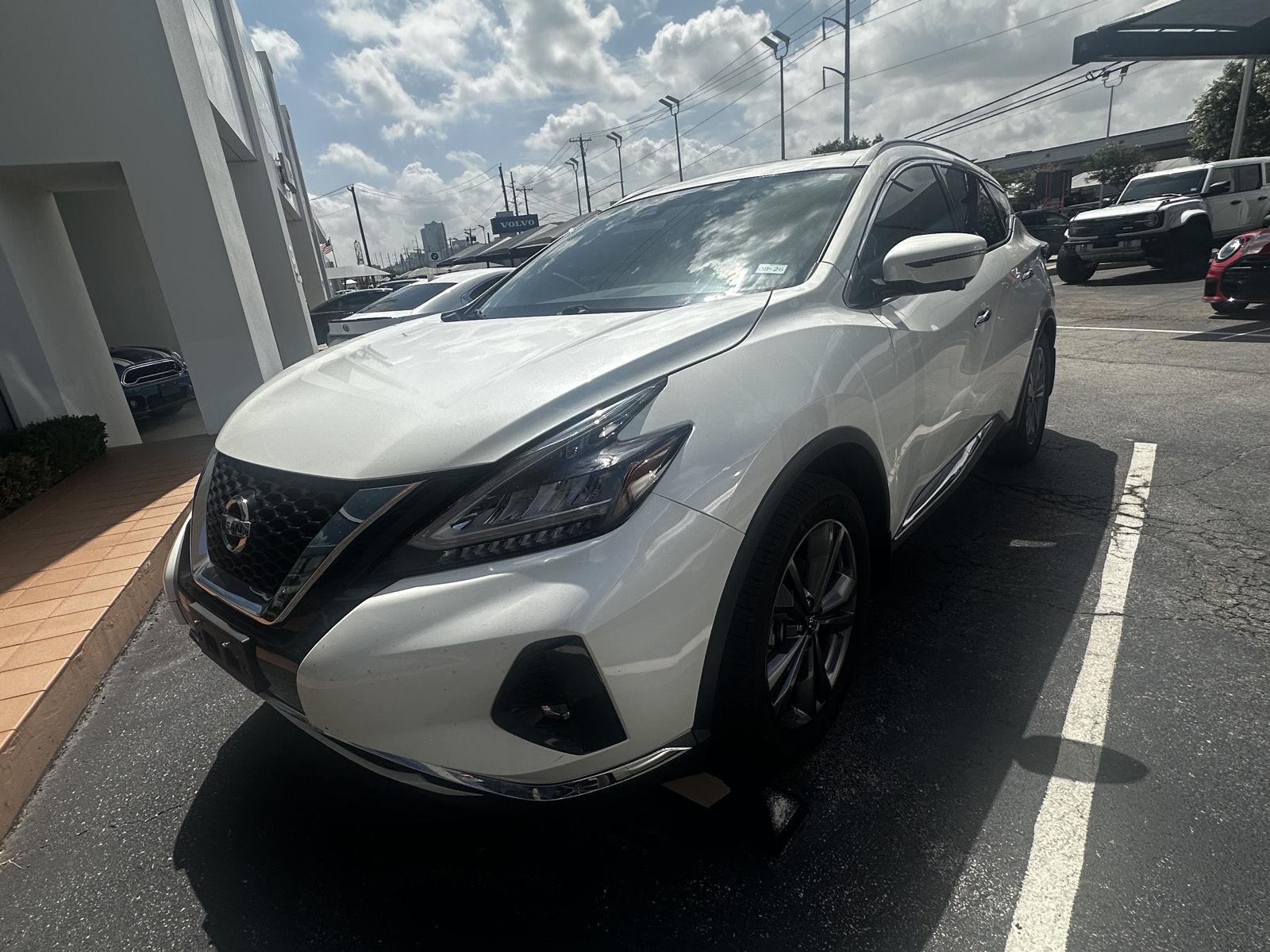 Pearl White Tricoat 2020 Nissan Murano SUV / Crossover Front-Wheel Drive Continuously Variable Transmission