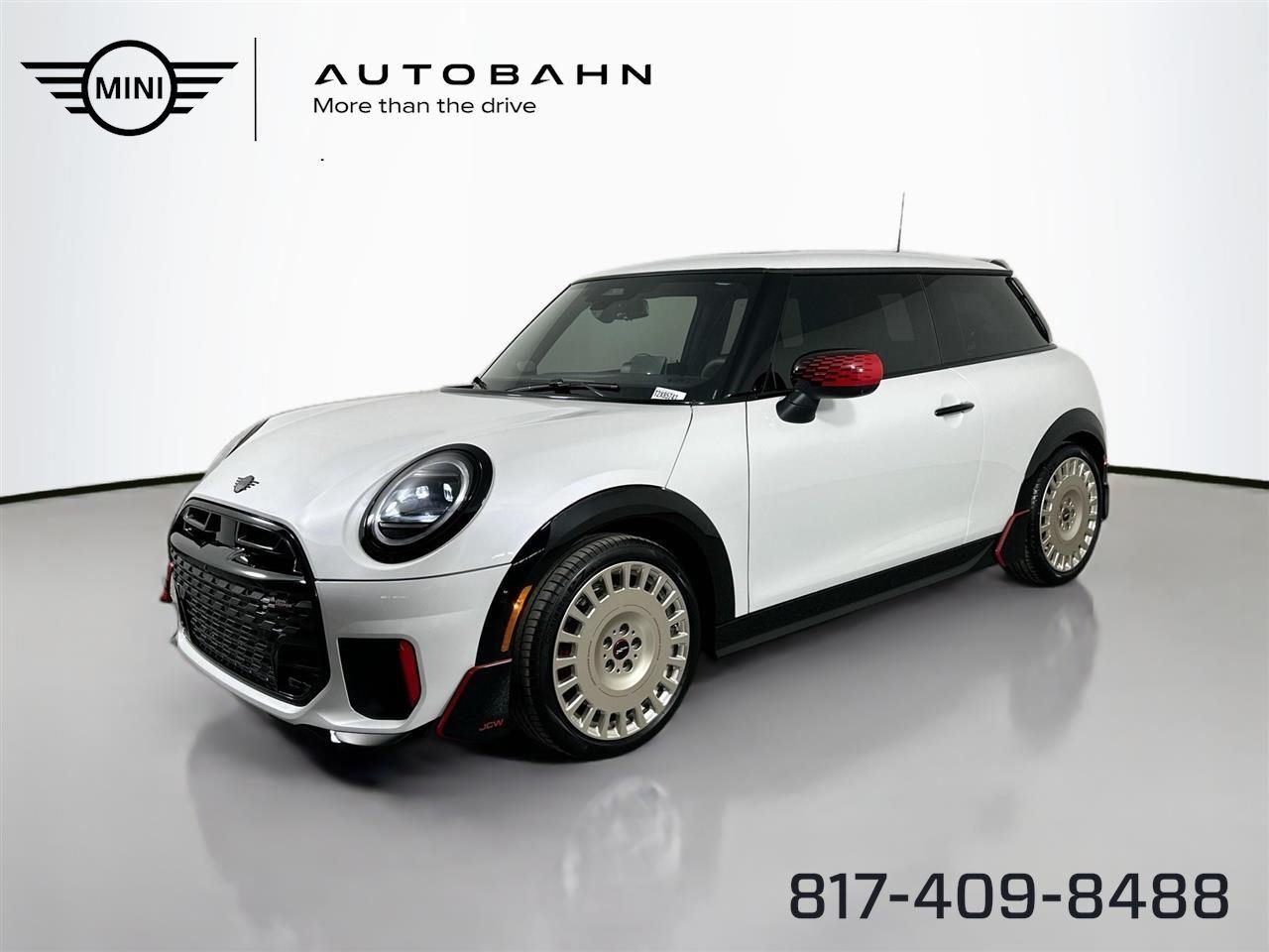 Nanuq White Metallic 2026 MINI Cooper John Cooper Works 2-Door Hatchback FWD Hatchback Front-Wheel Drive Automatic