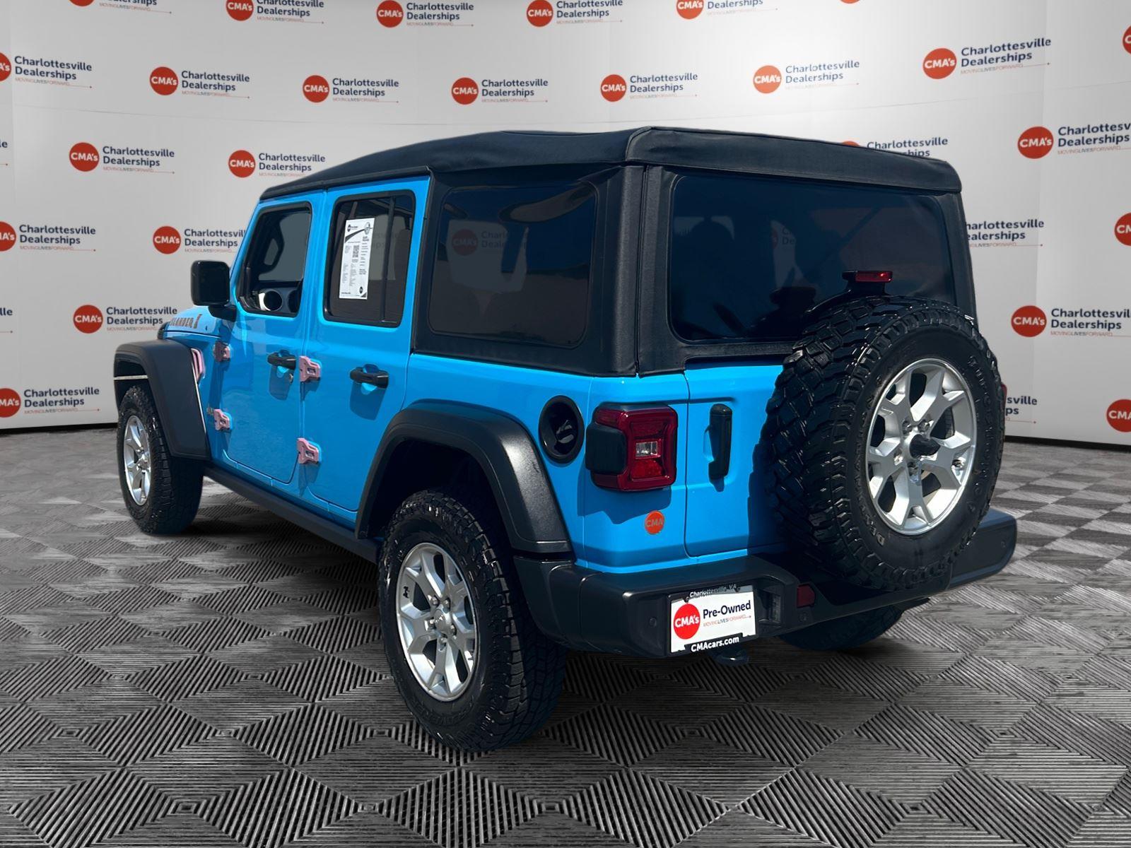View vehicle photo 3