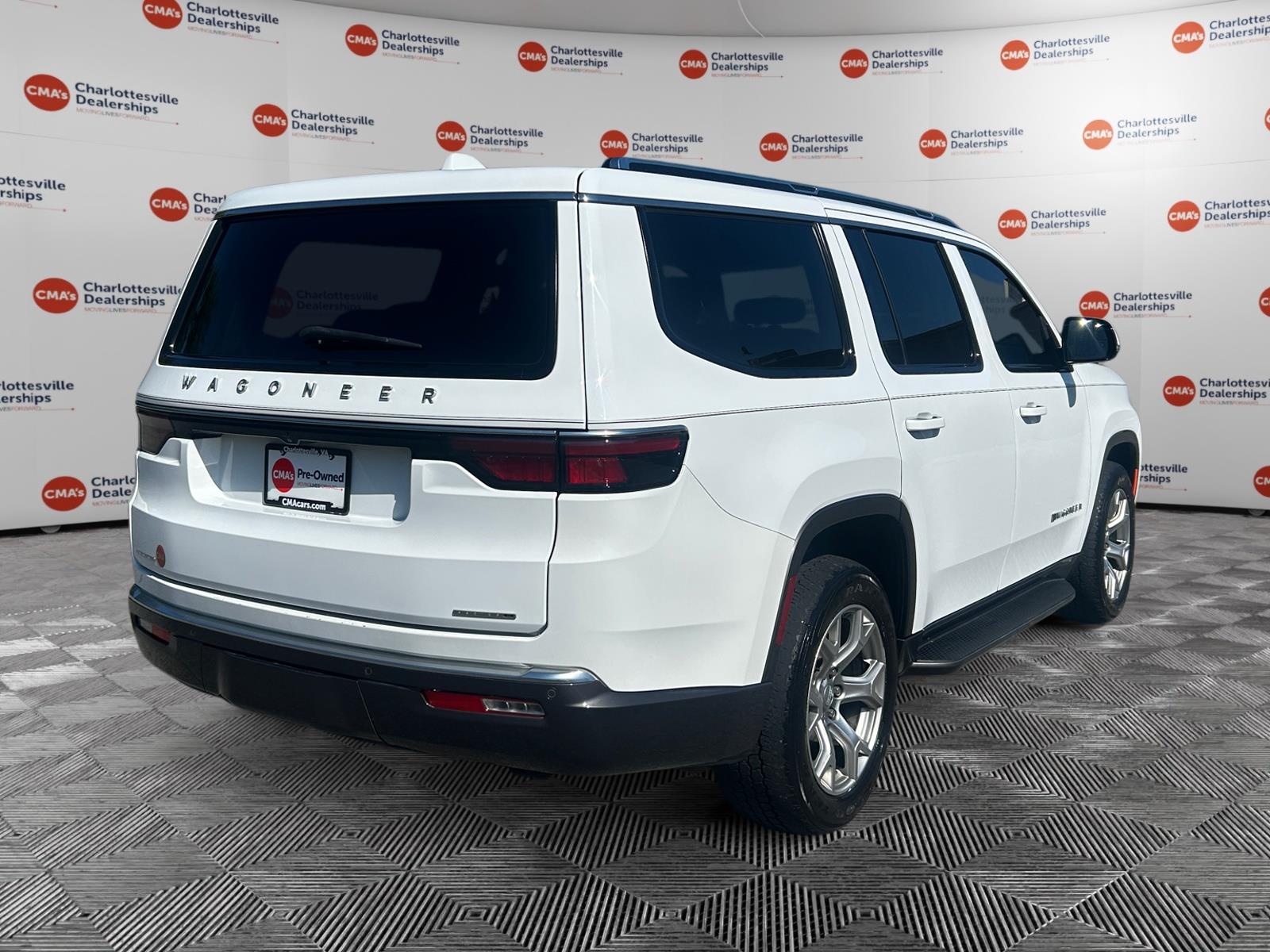 View vehicle photo 5