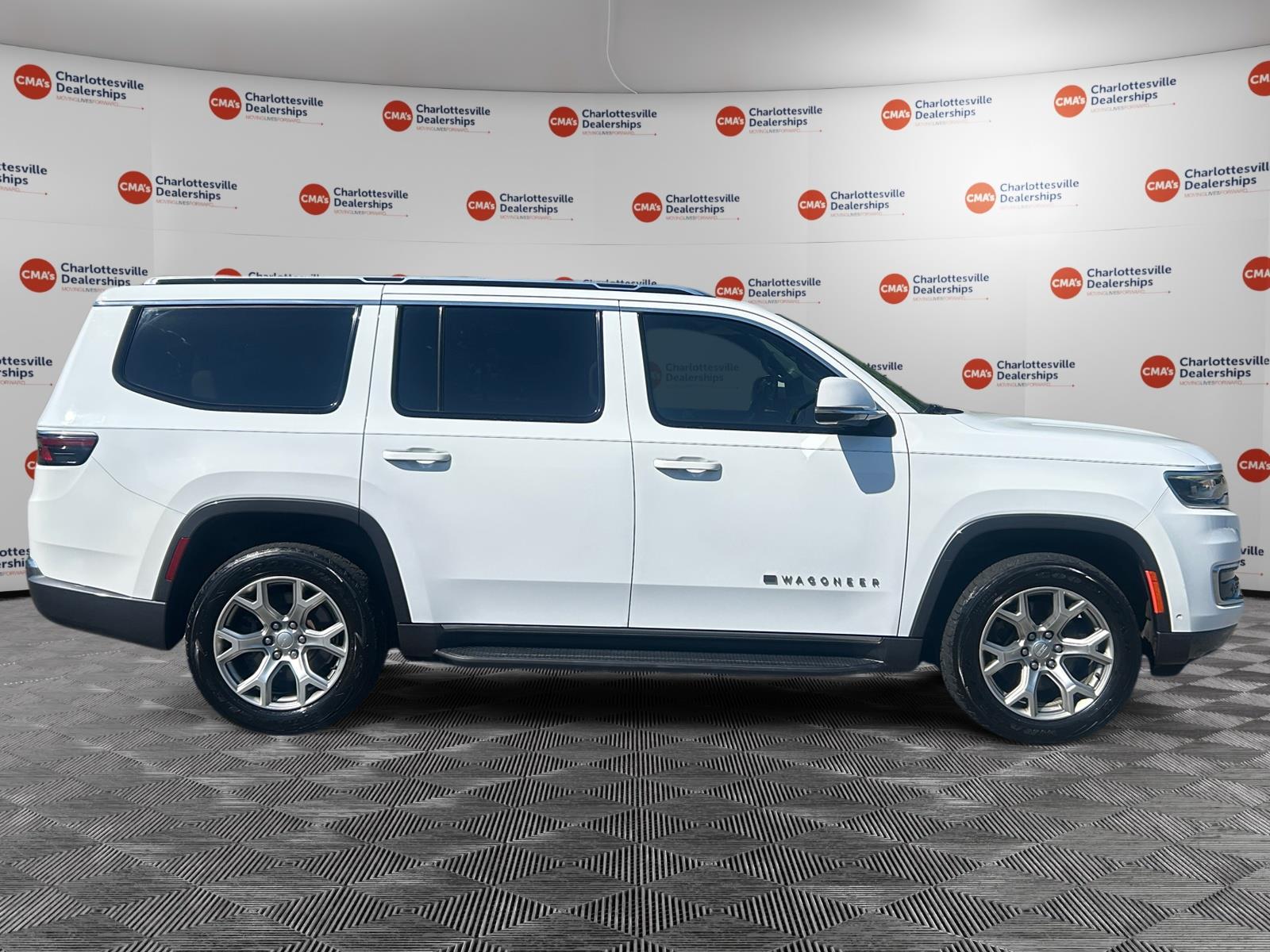 View vehicle photo 6