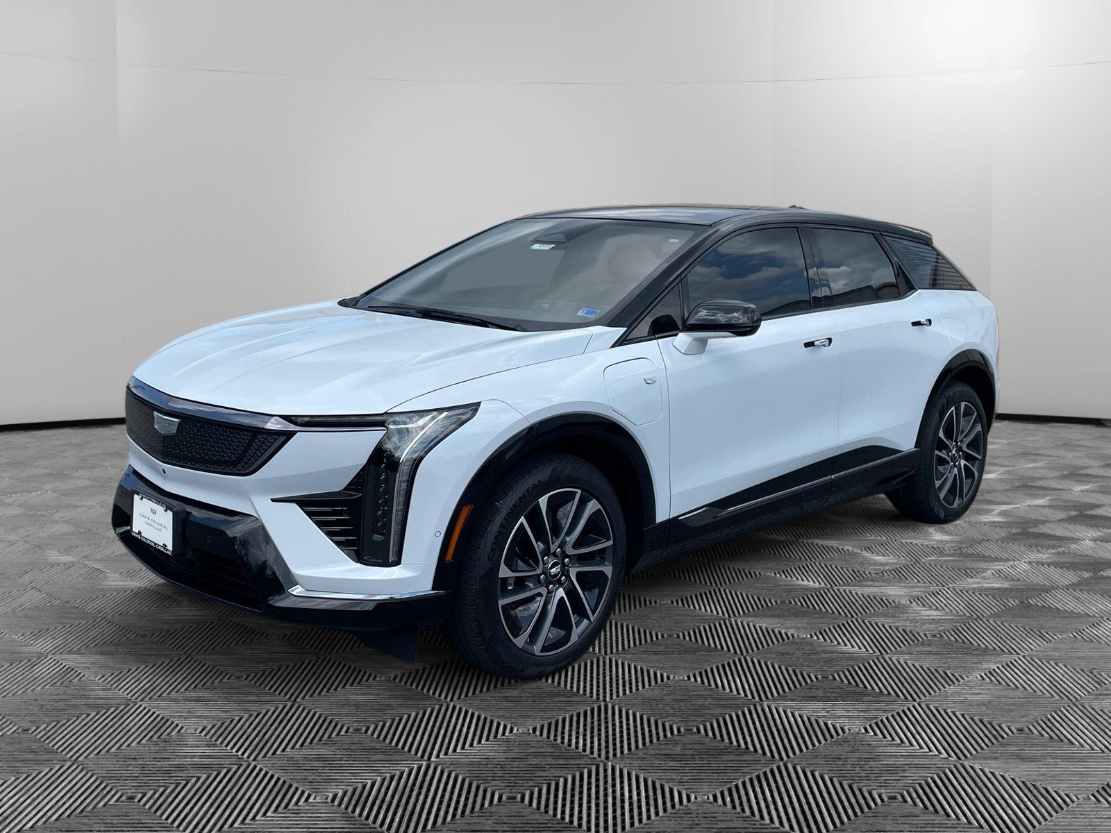 Vibrant White Tricoat 2026 Cadillac OPTIQ SUV / Crossover All-Wheel Drive Automatic