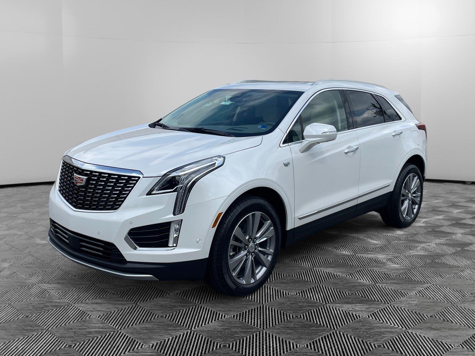 Crystal White Tricoat 2026 Cadillac XT5 SUV / Crossover Front-Wheel Drive 9-Speed Automatic