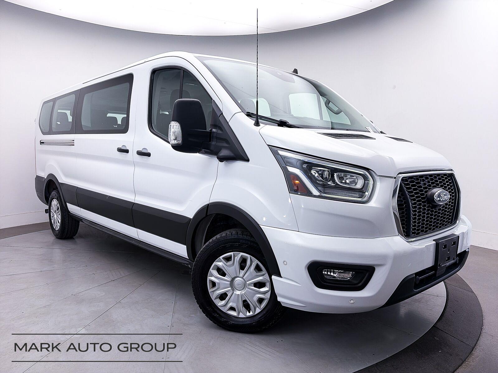 2023 Ford Transit Passenger 350 XLT Low Roof LB RWD